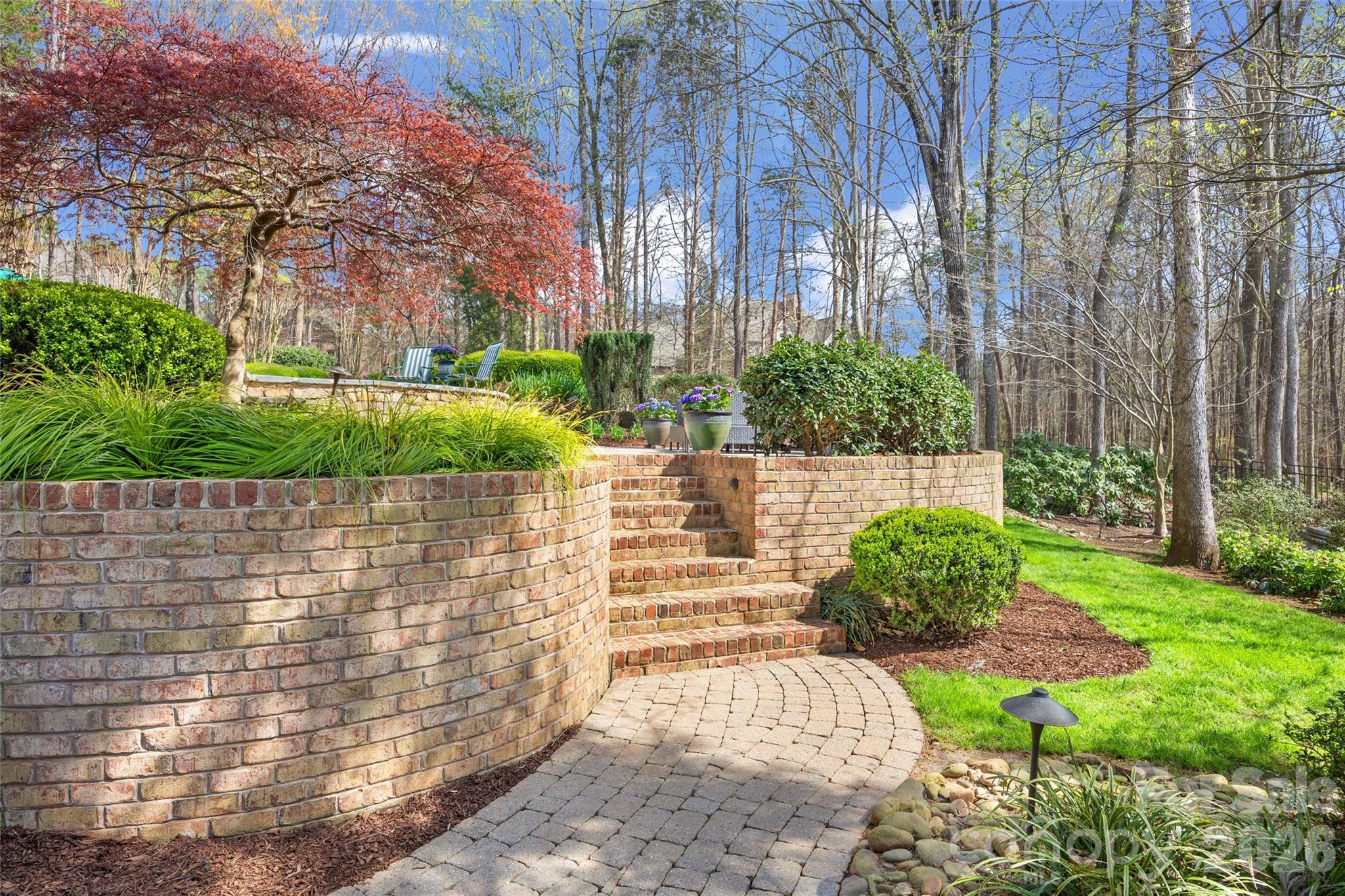 2095 Kings Manor Drive — Weddington
