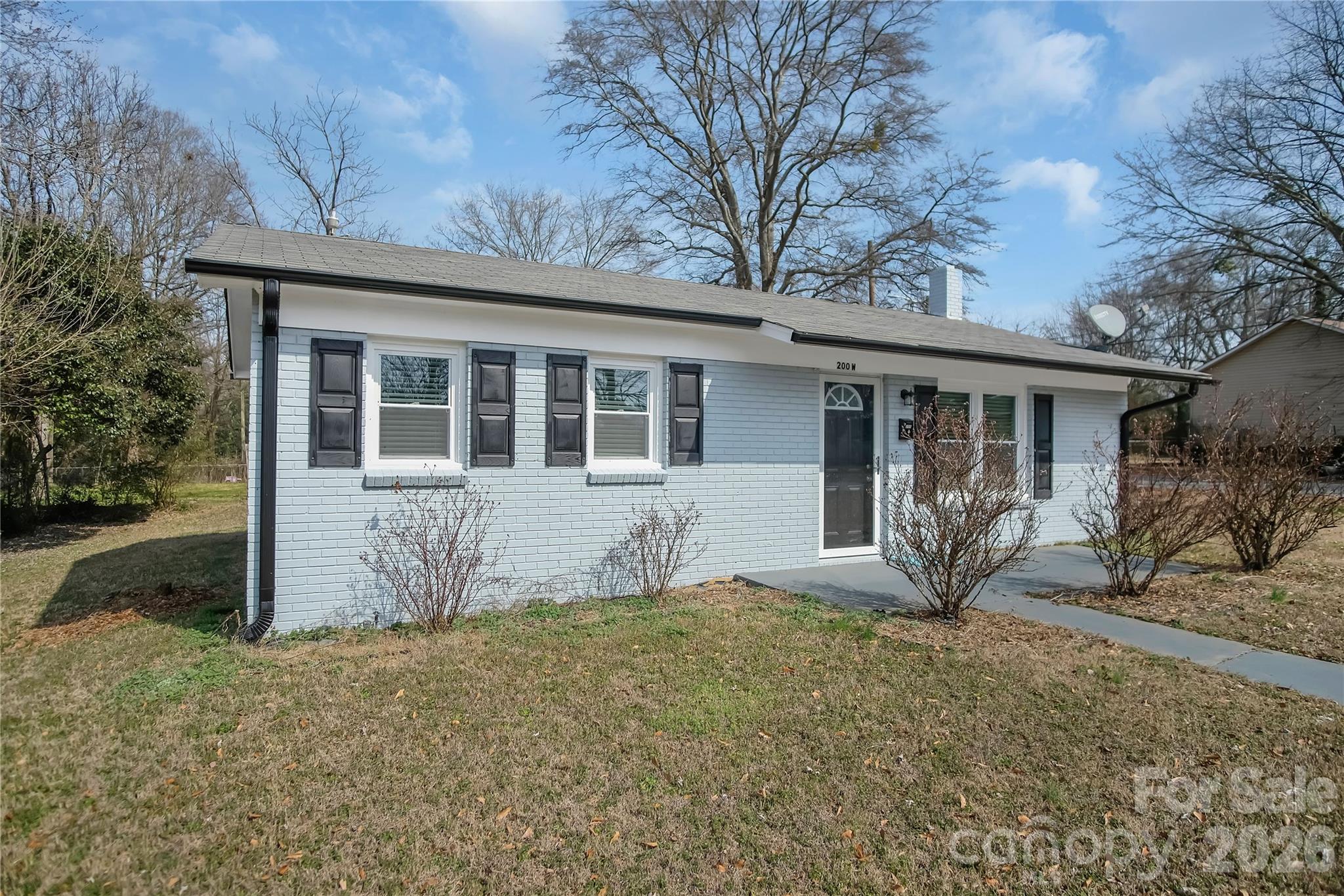 200 W Shannonhouse Street — Shelby
