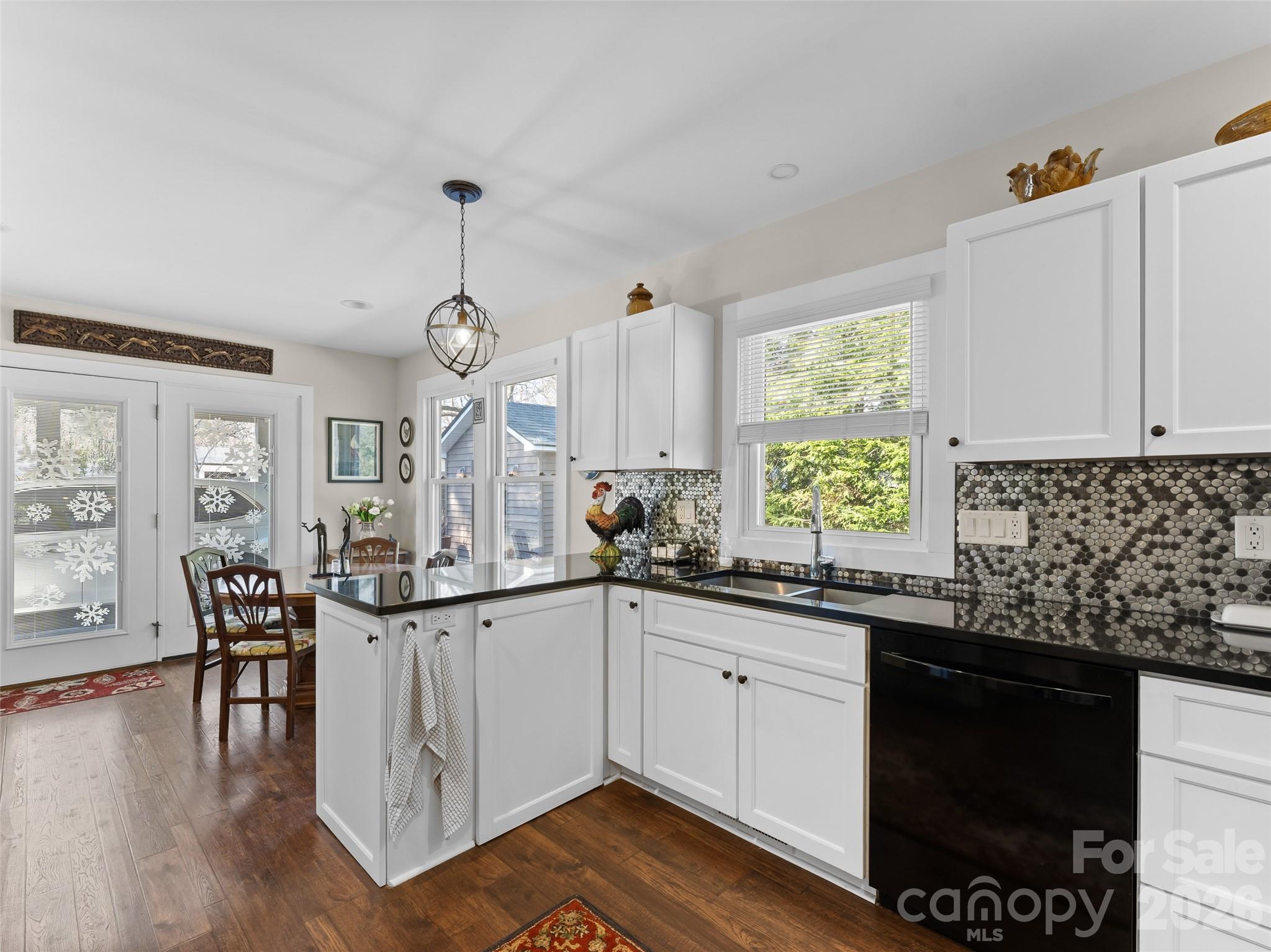 294 S Caldwell Street — Brevard