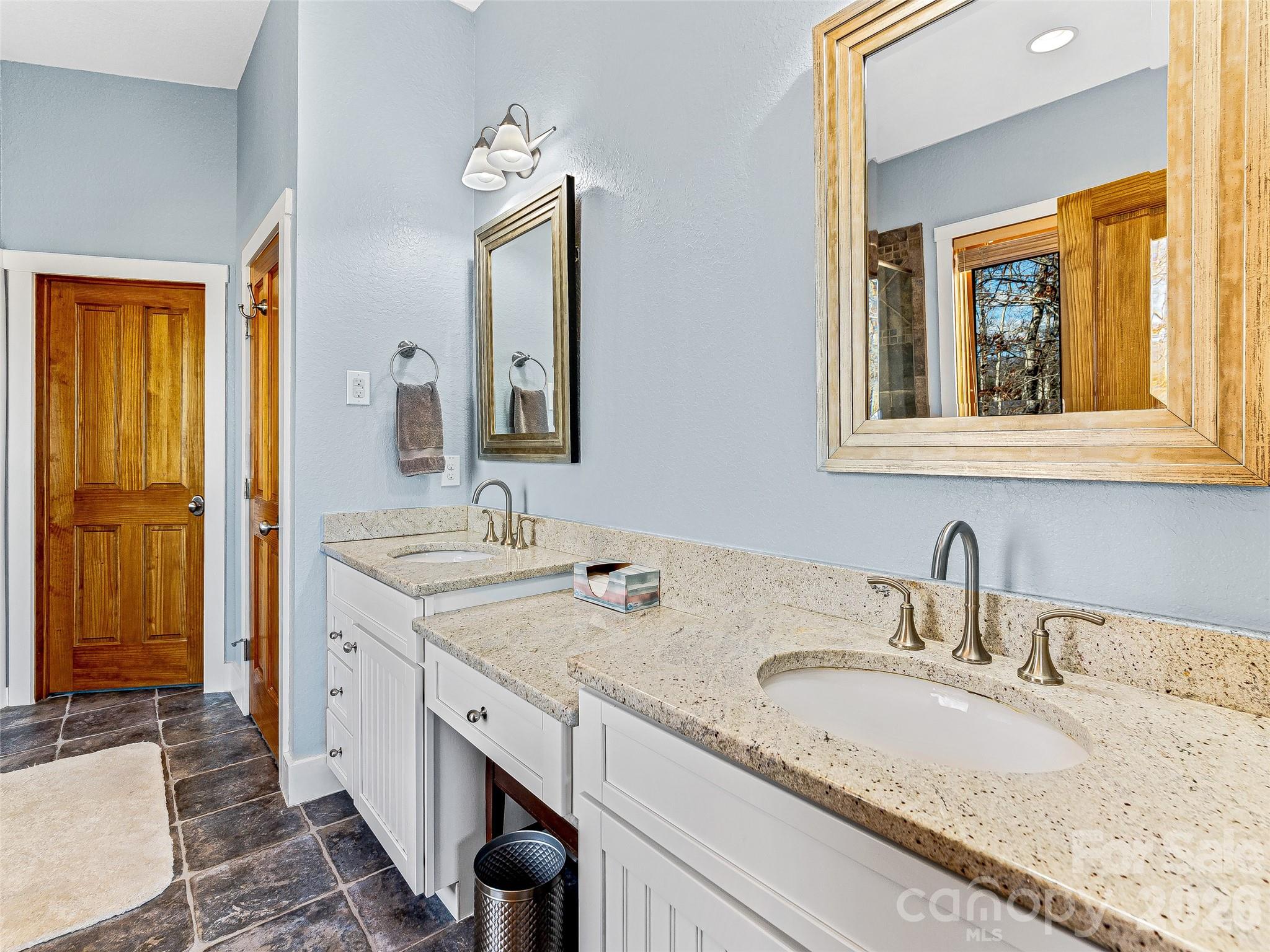 130 Cross Vine Drive — Tuckasegee