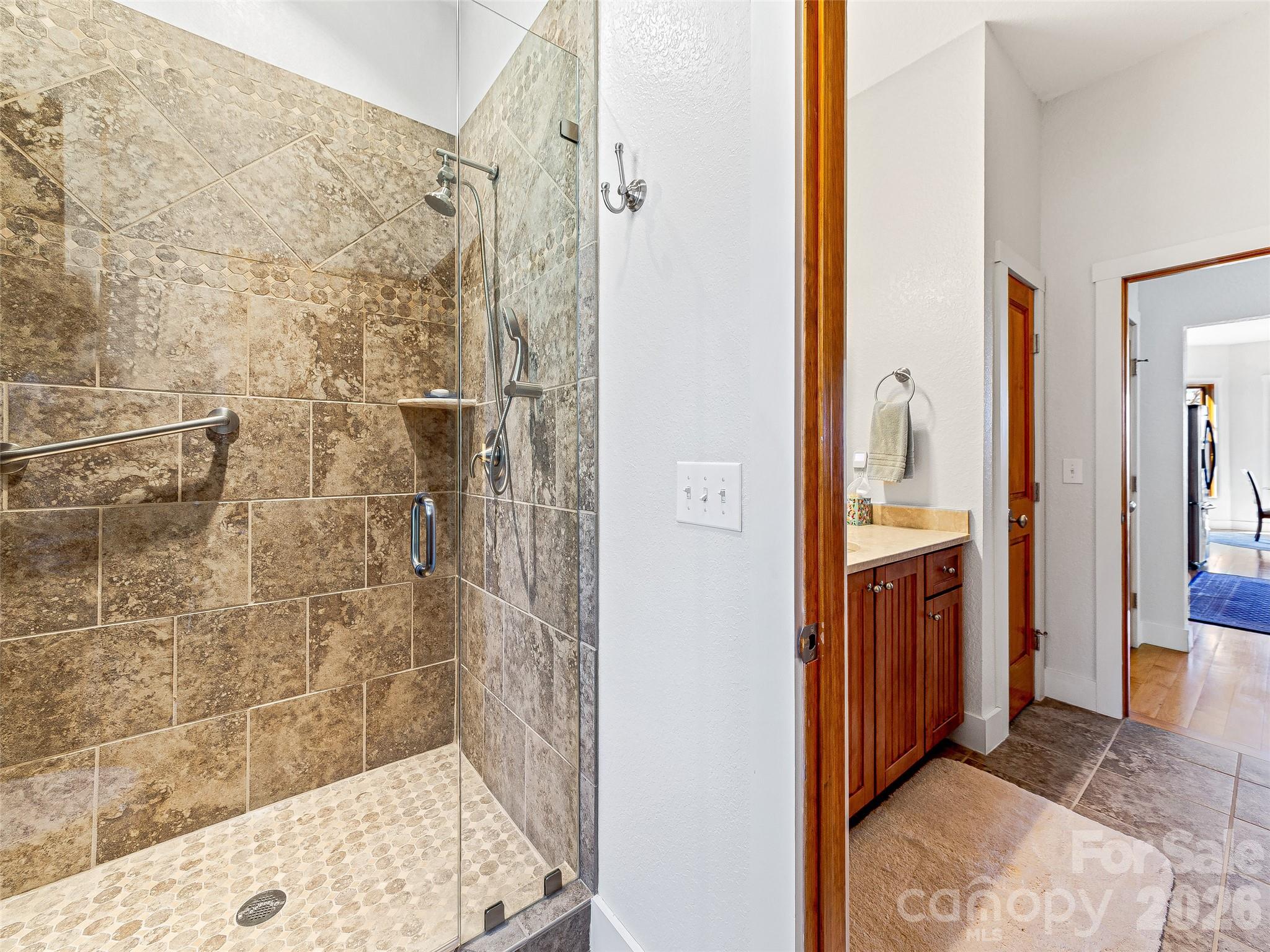 130 Cross Vine Drive — Tuckasegee