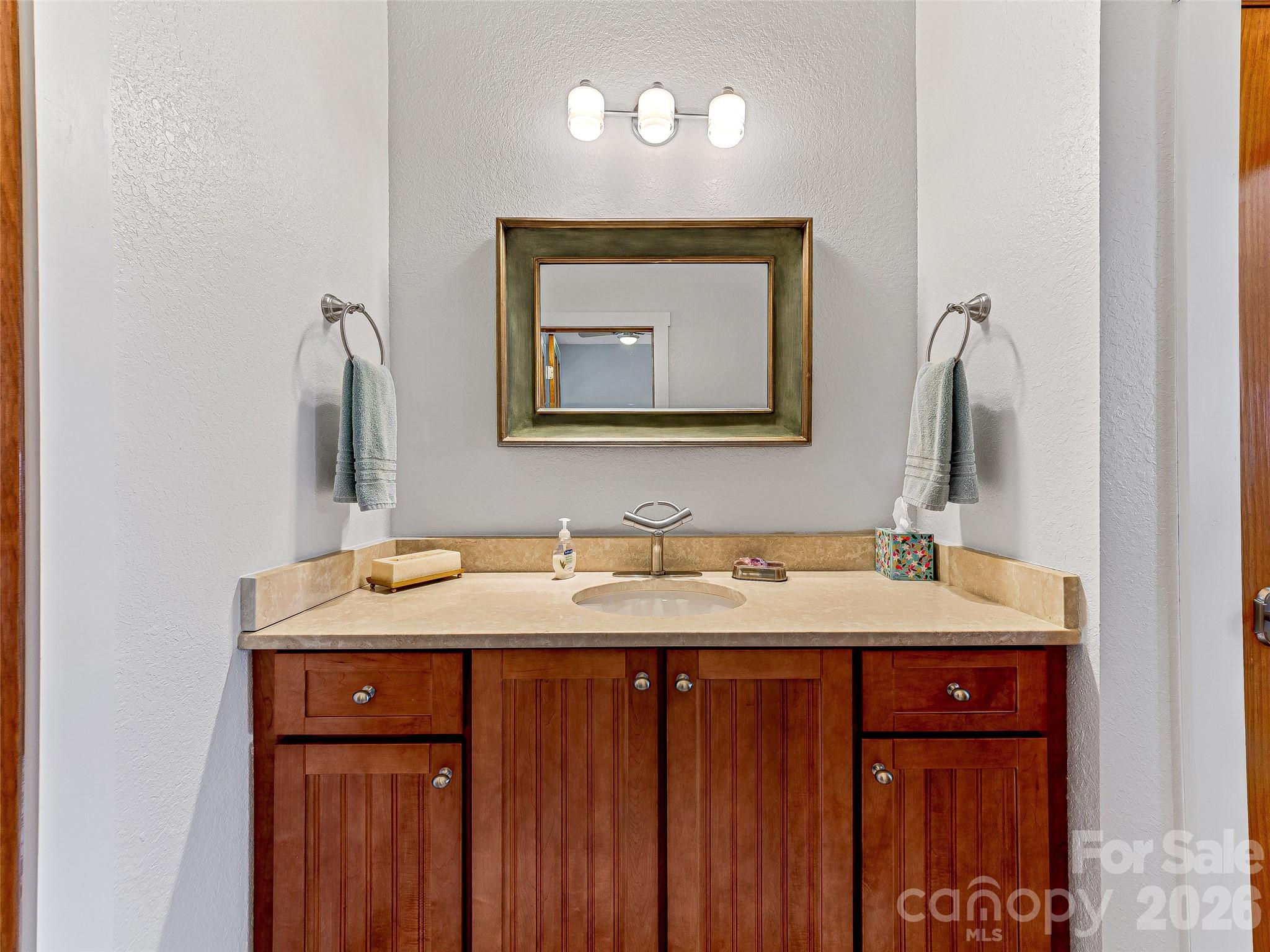 130 Cross Vine Drive — Tuckasegee