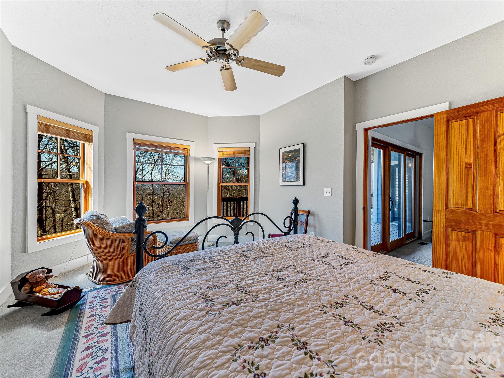 130 Cross Vine Drive — Tuckasegee