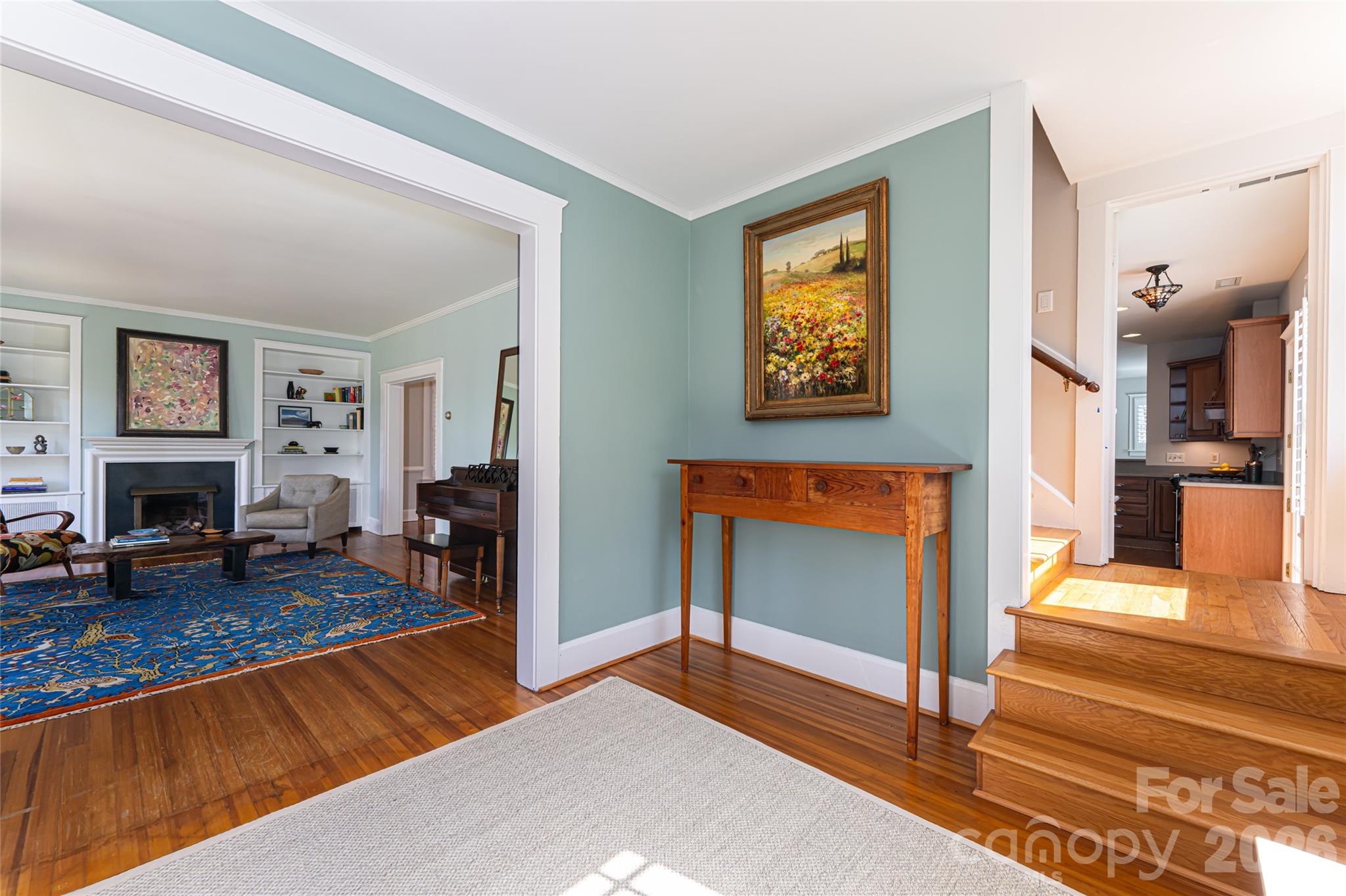 18 Edgemont Road — Asheville