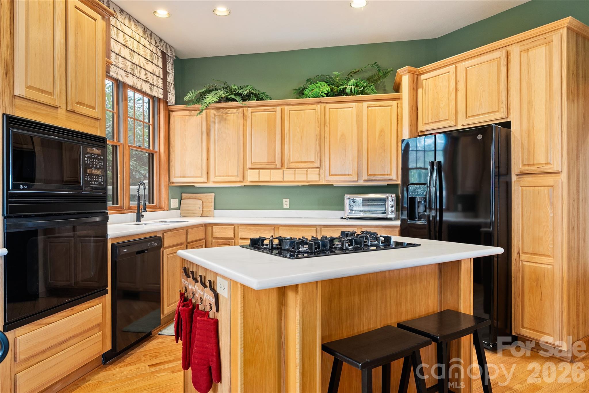 121 Stoney Falls Loop #E4 — Burnsville