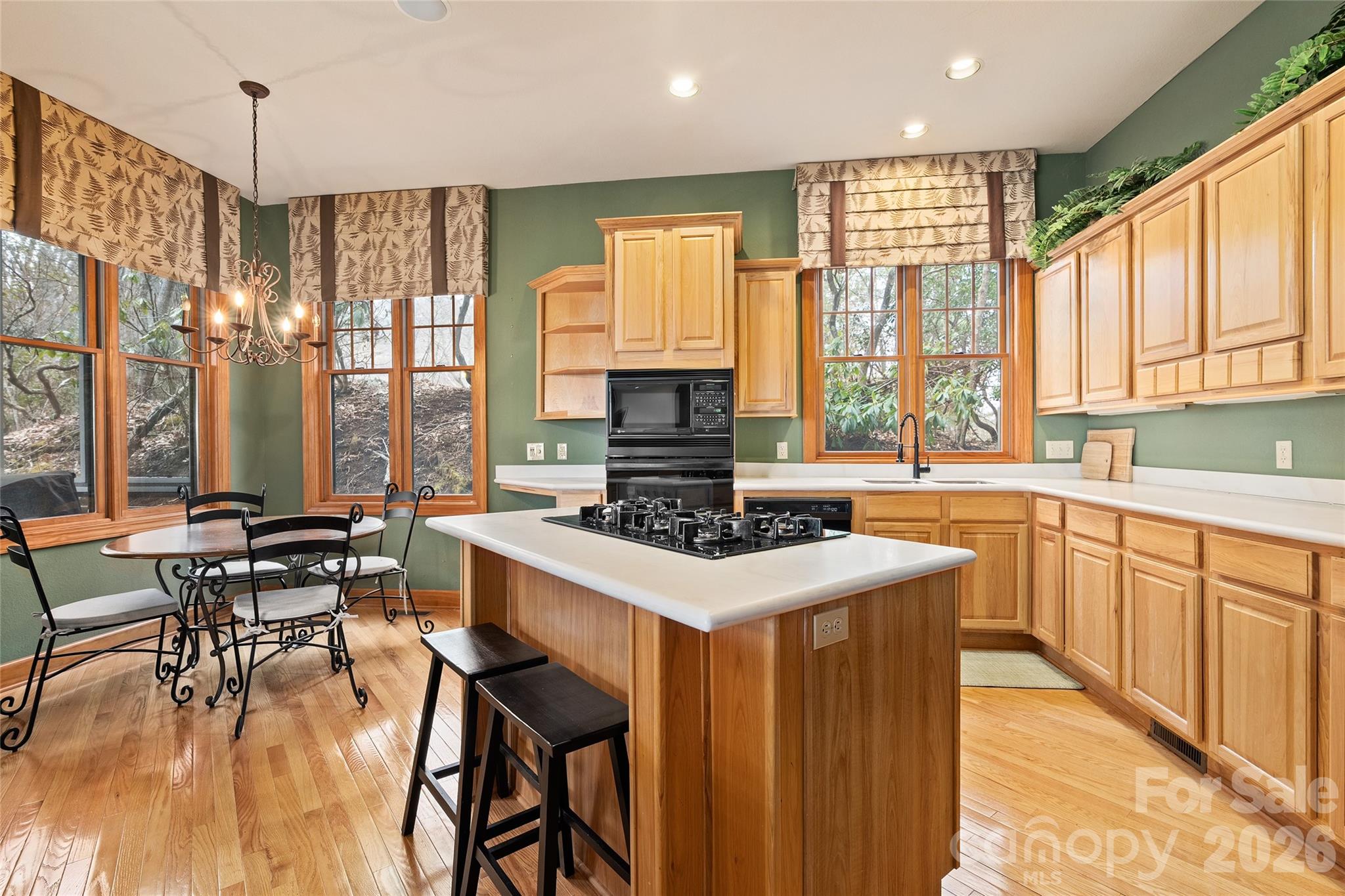 121 Stoney Falls Loop #E4 — Burnsville