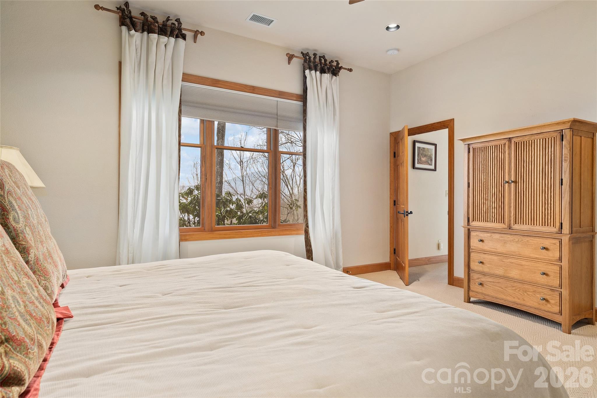121 Stoney Falls Loop #E4 — Burnsville