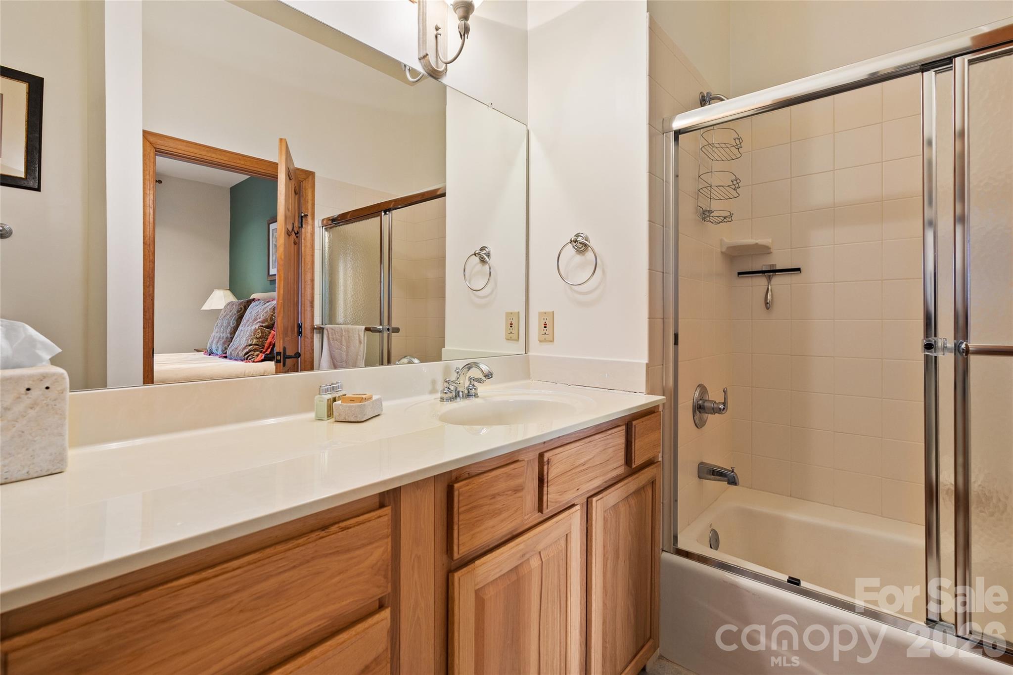 121 Stoney Falls Loop #E4 — Burnsville