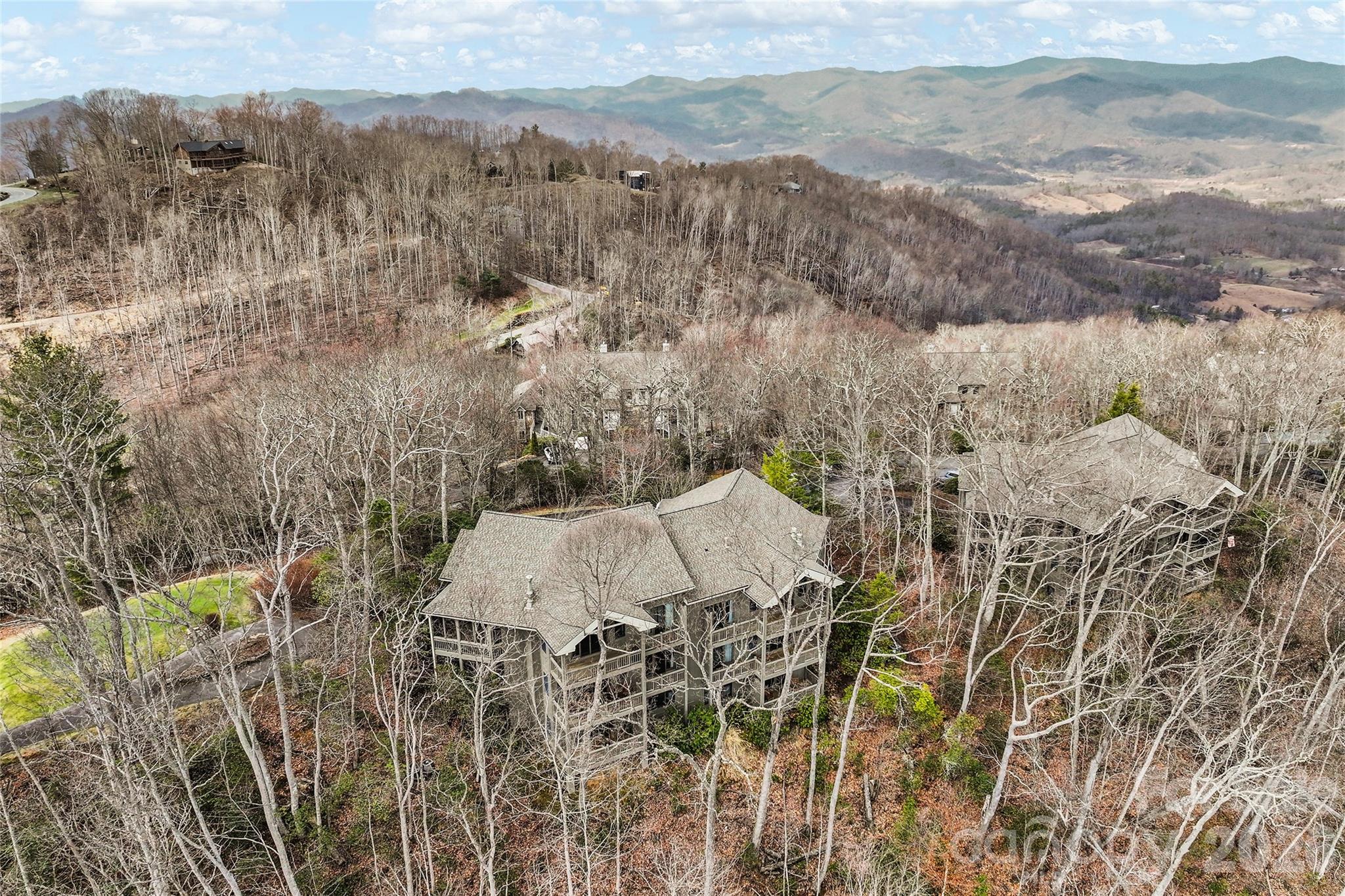 121 Stoney Falls Loop #E4 — Burnsville