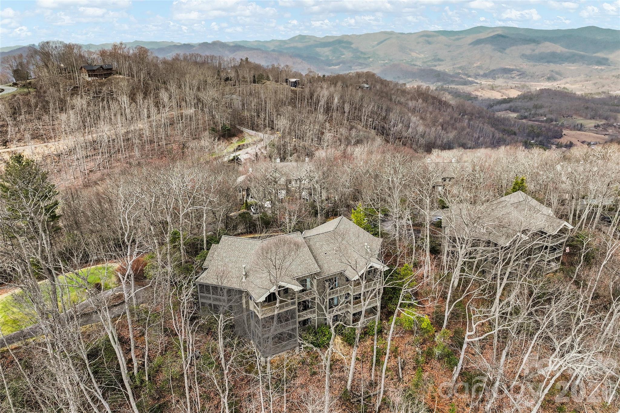 121 Stoney Falls Loop #E4 — Burnsville