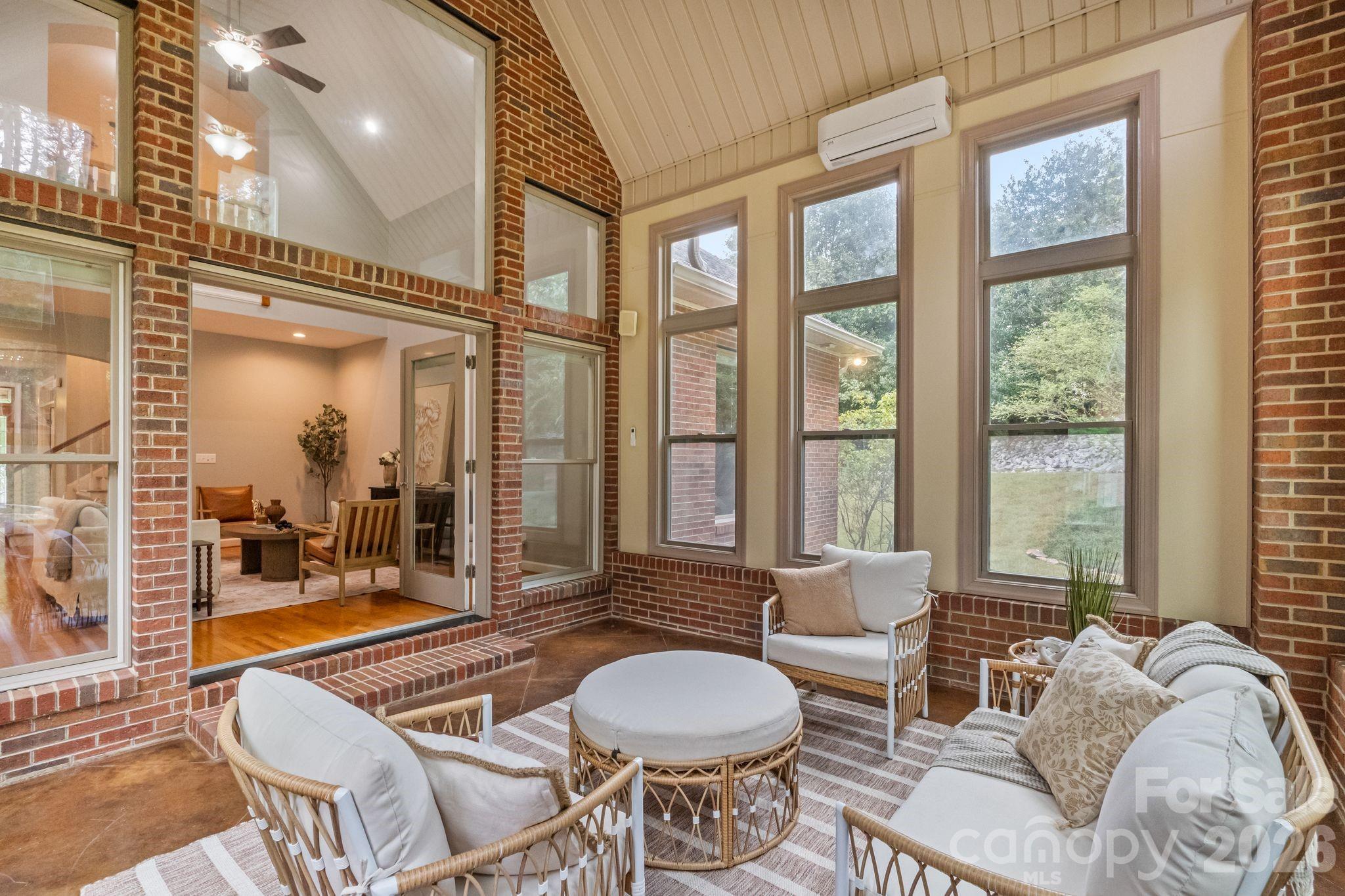 182 Broadview Circle — Mooresville
