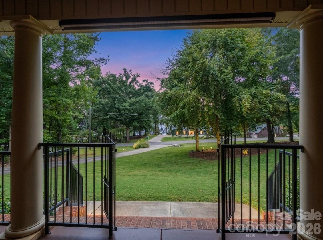 182 Broadview Circle — Mooresville