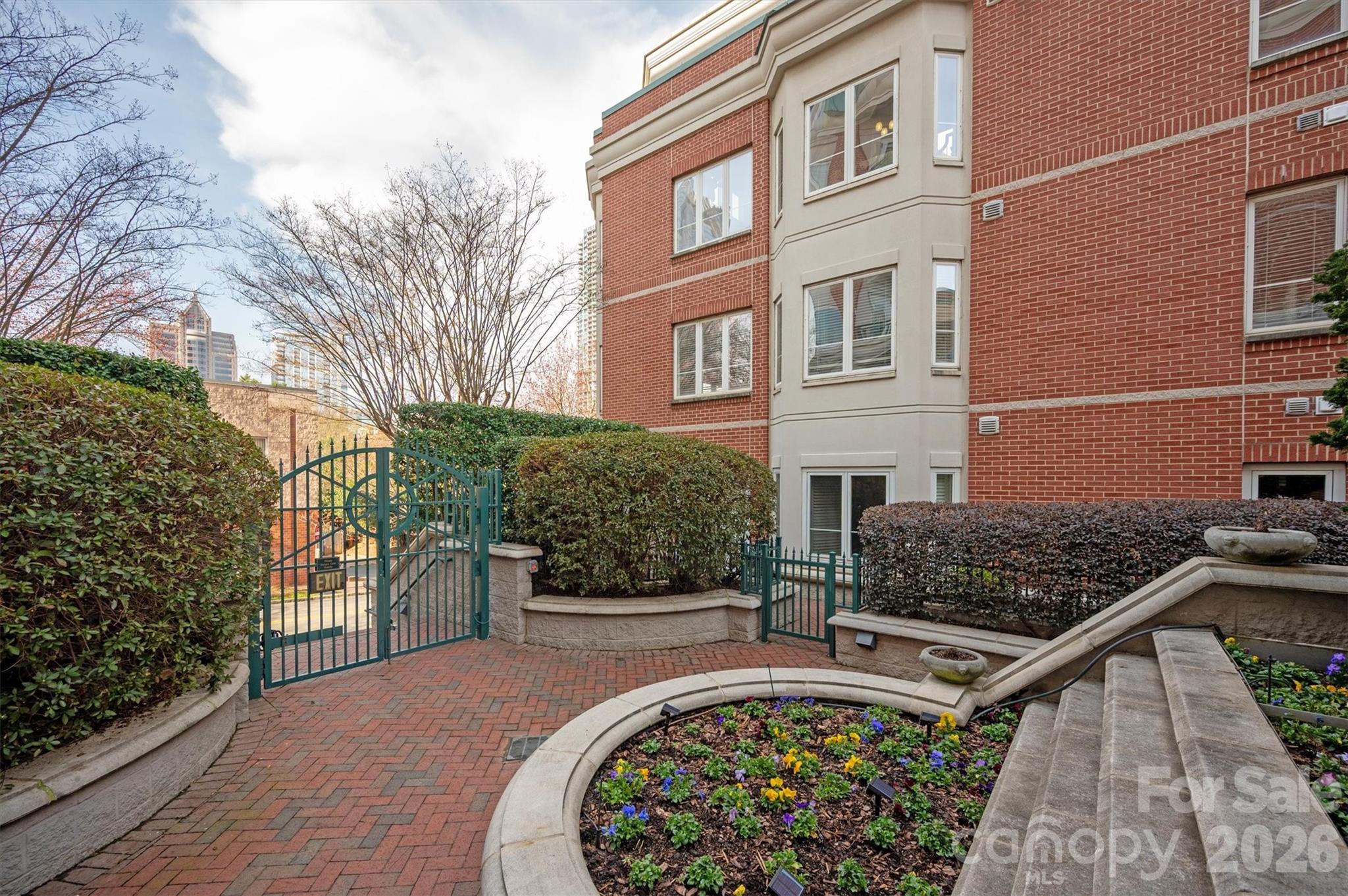 415 N Church Street #309 — Charlotte