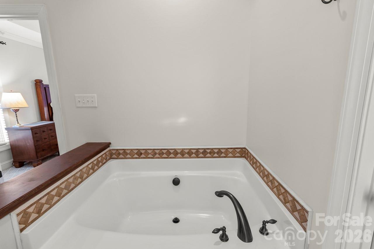 557 Luther Drive — Iron Station