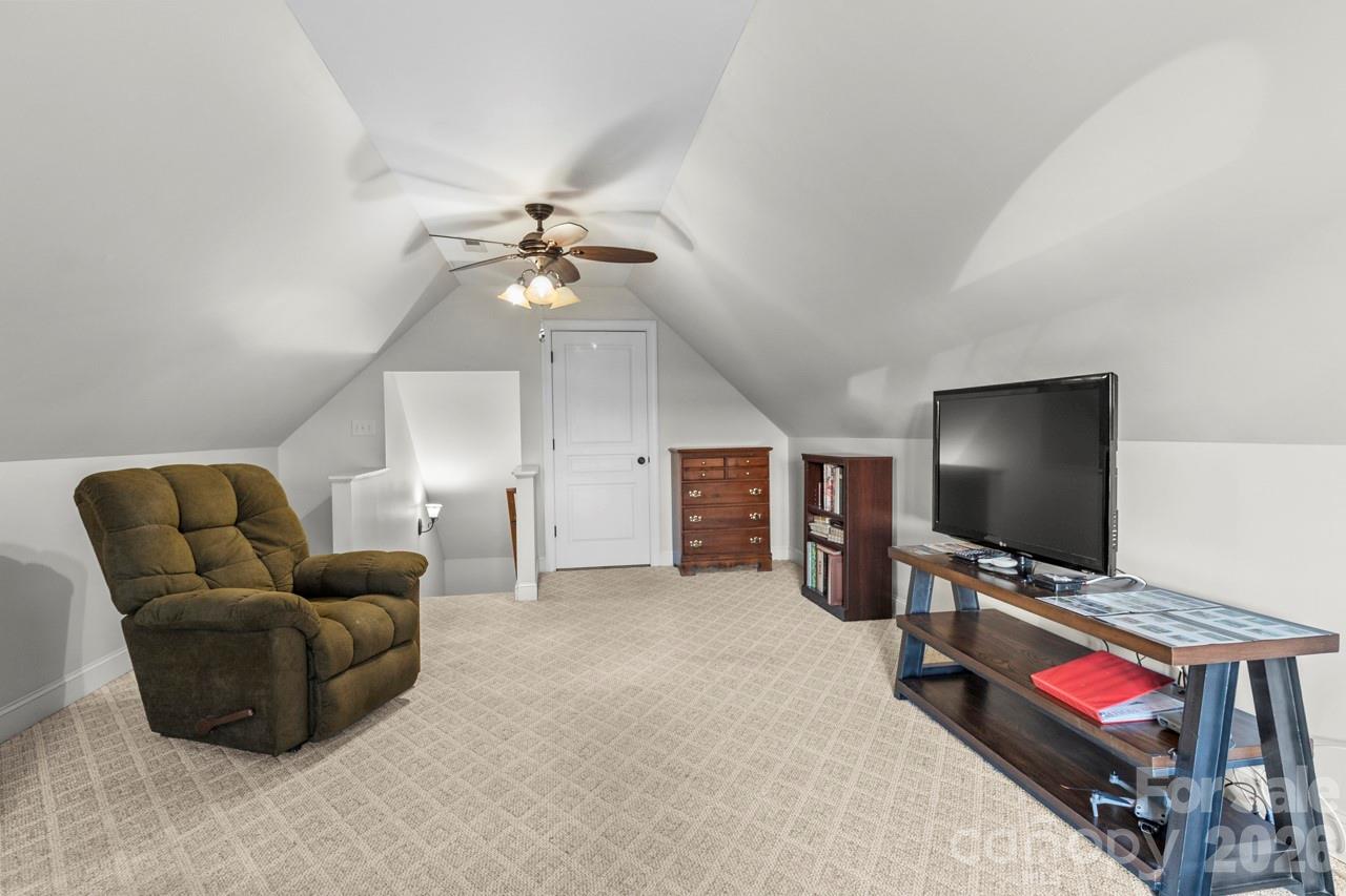 557 Luther Drive — Iron Station