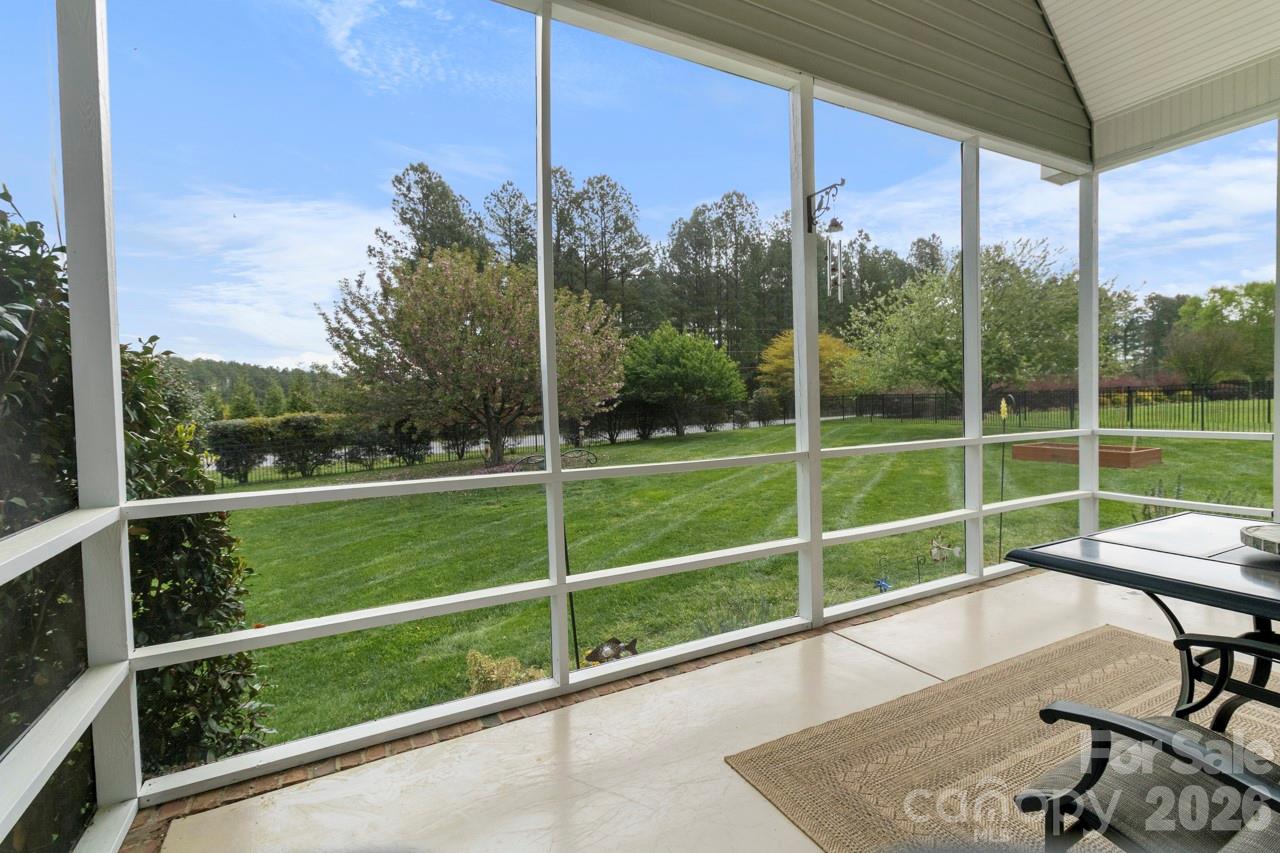 557 Luther Drive — Iron Station