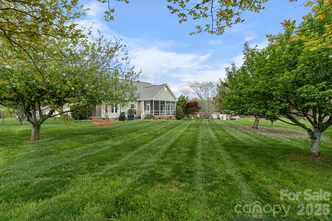 557 Luther Drive — Iron Station