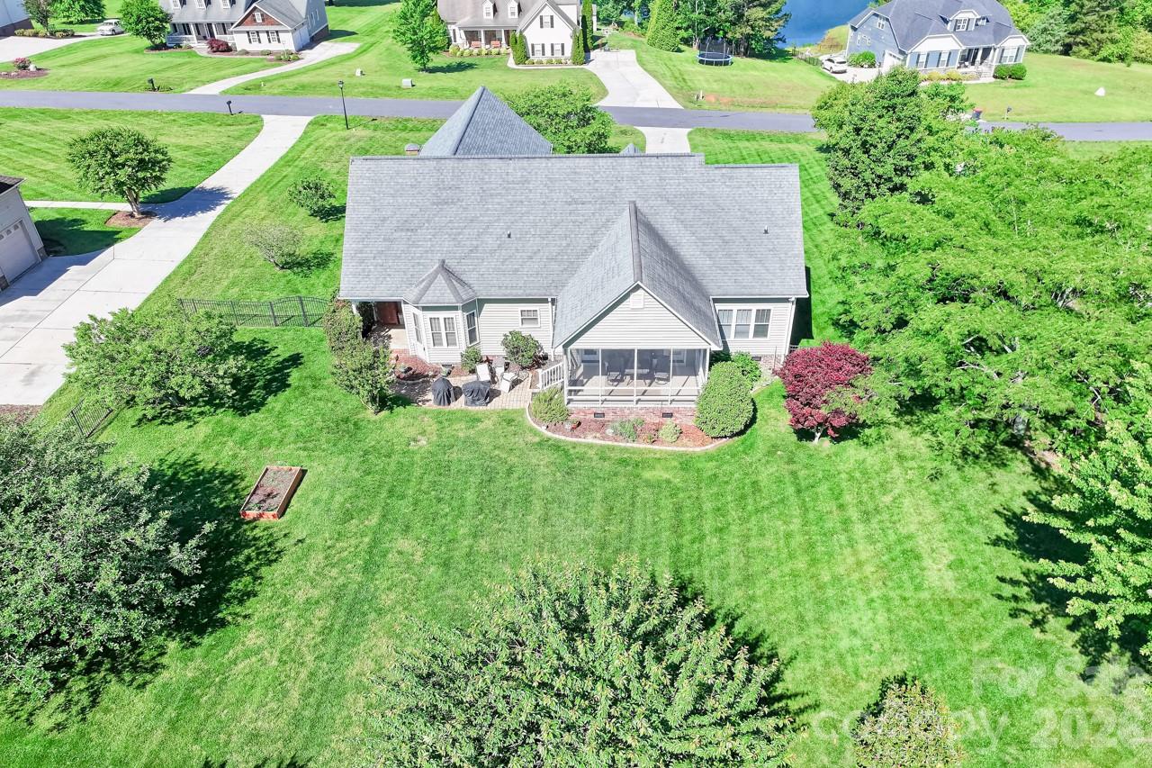 557 Luther Drive — Iron Station