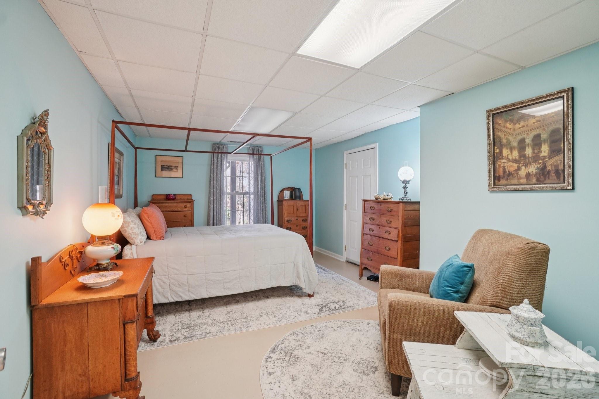 4005 Little River Road — Hendersonville