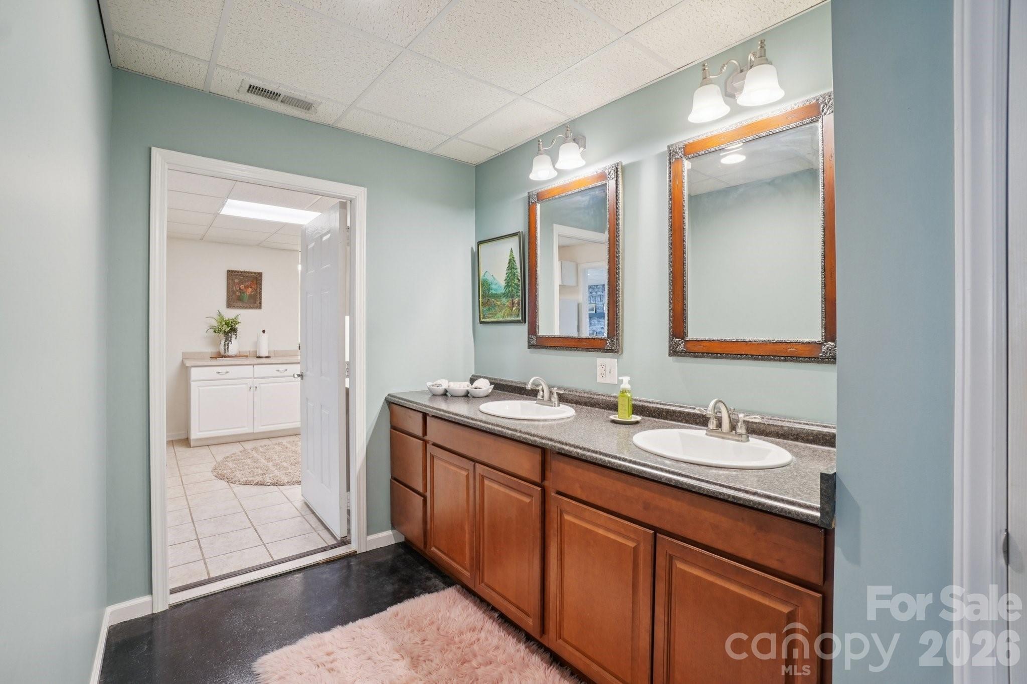 4005 Little River Road — Hendersonville