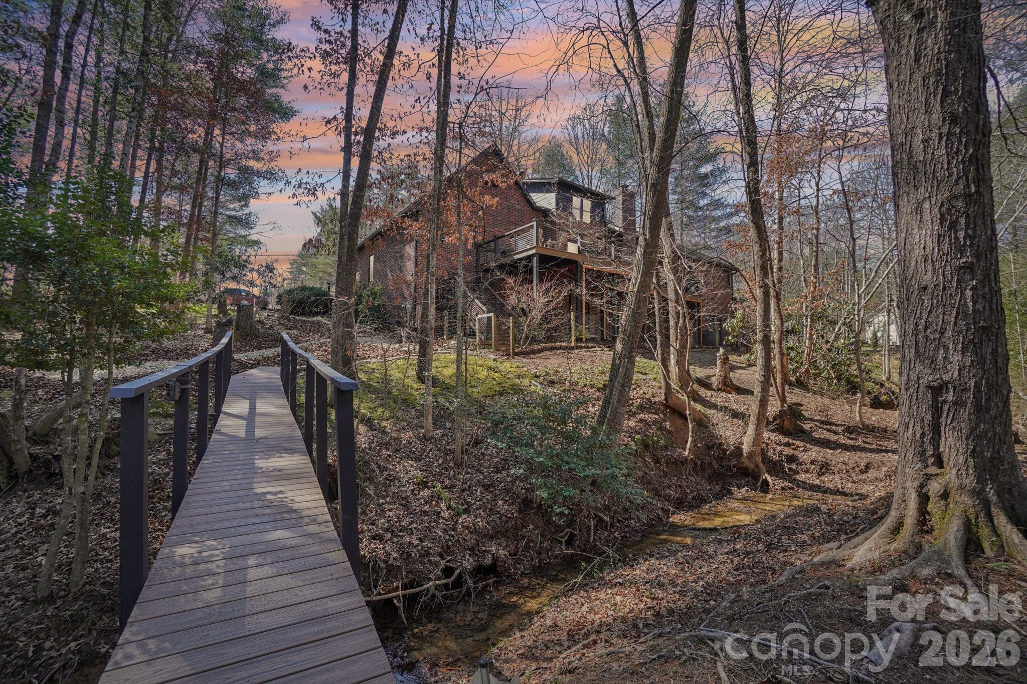 4005 Little River Road — Hendersonville