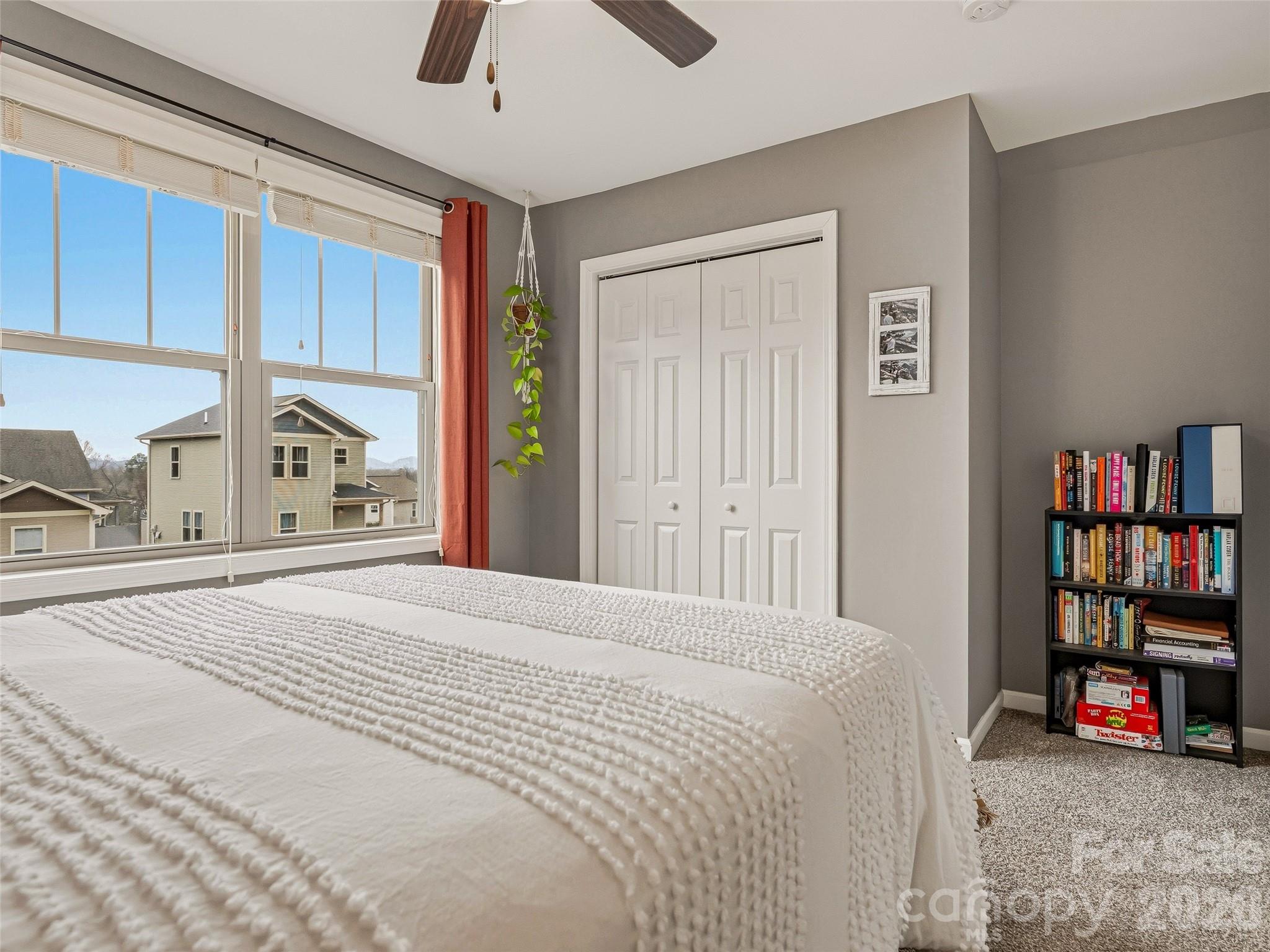 21 Yarrow Meadow Road — Weaverville