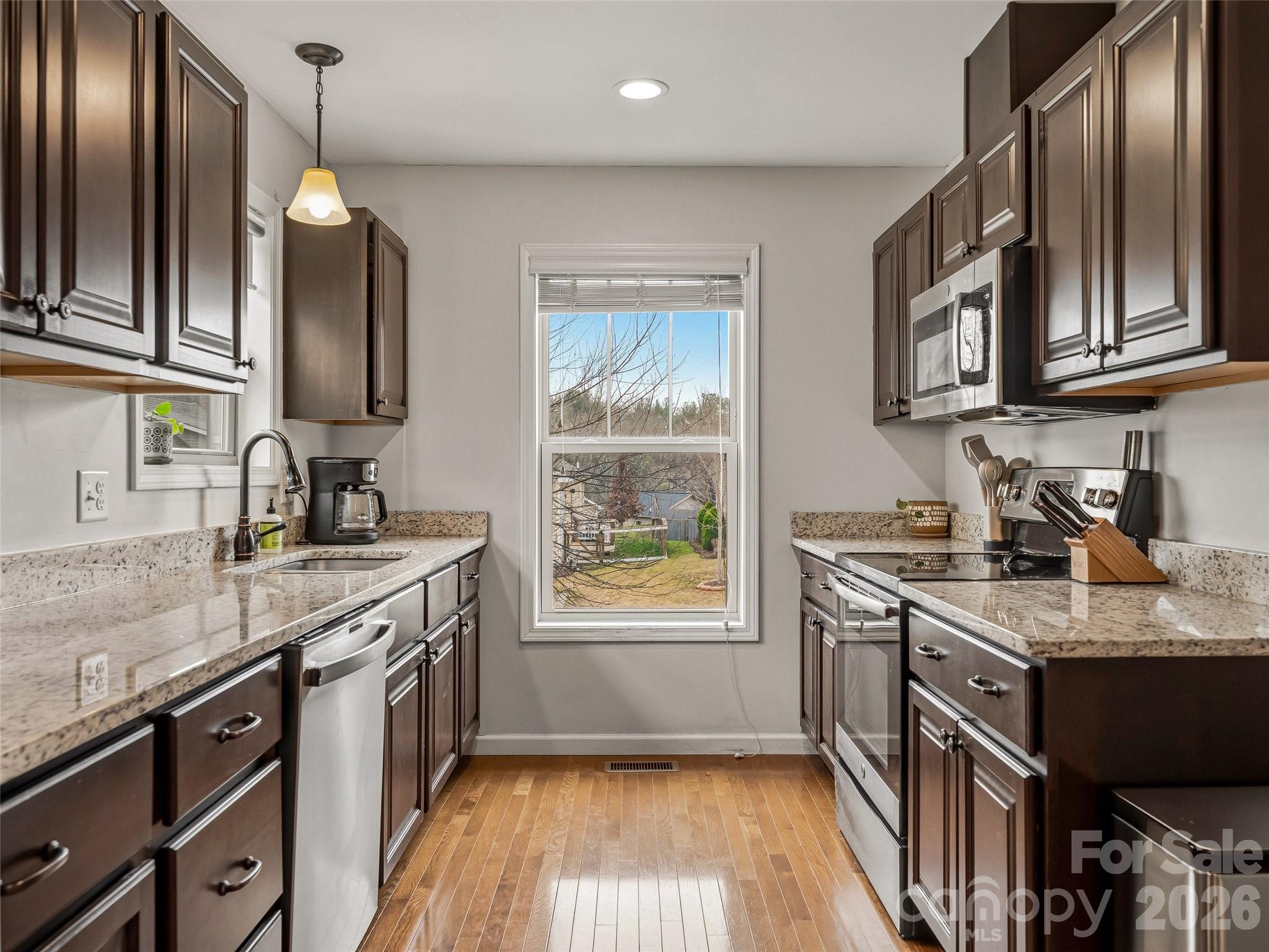 21 Yarrow Meadow Road — Weaverville