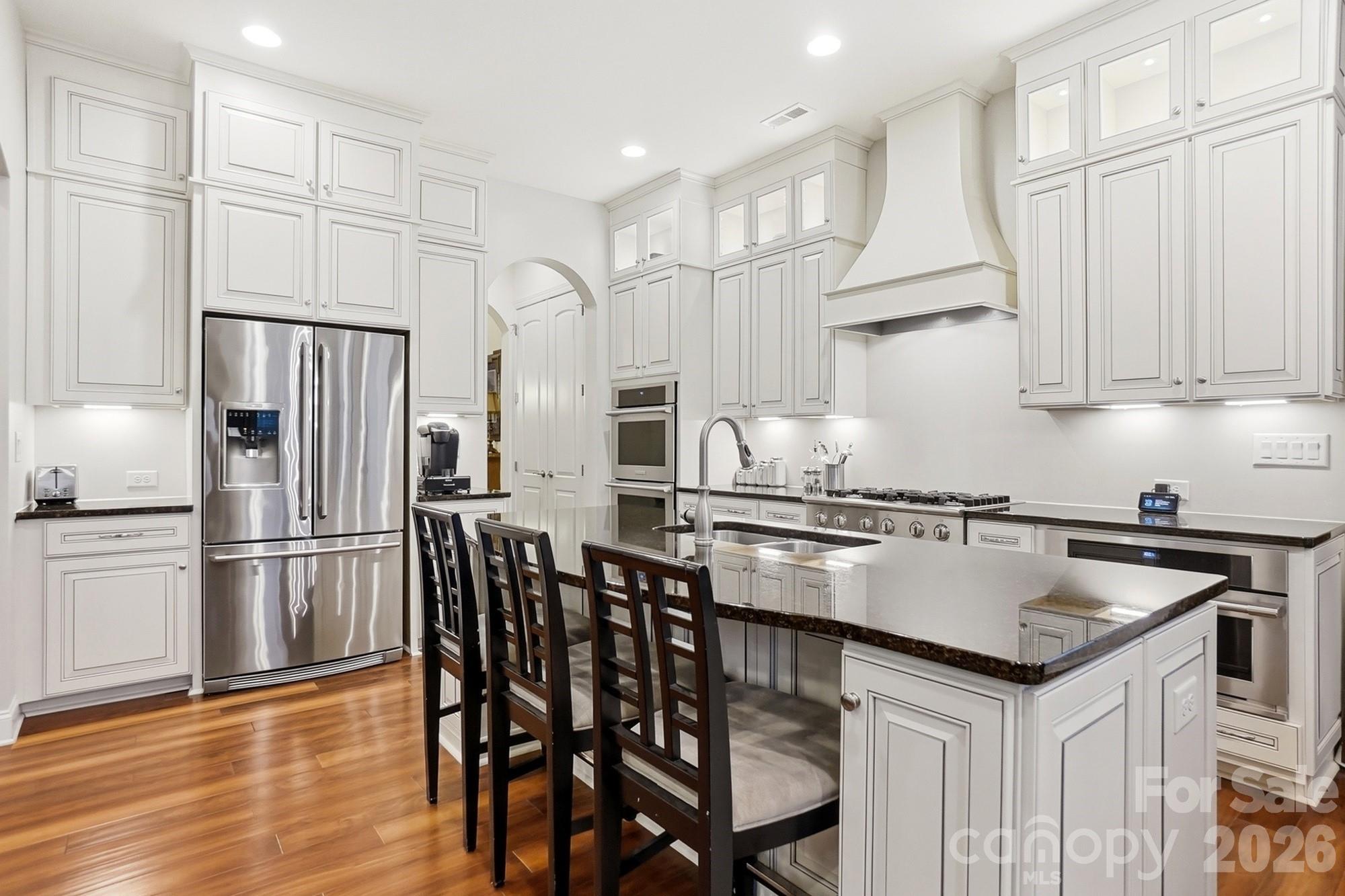 10018 Dressage Lane — Midland