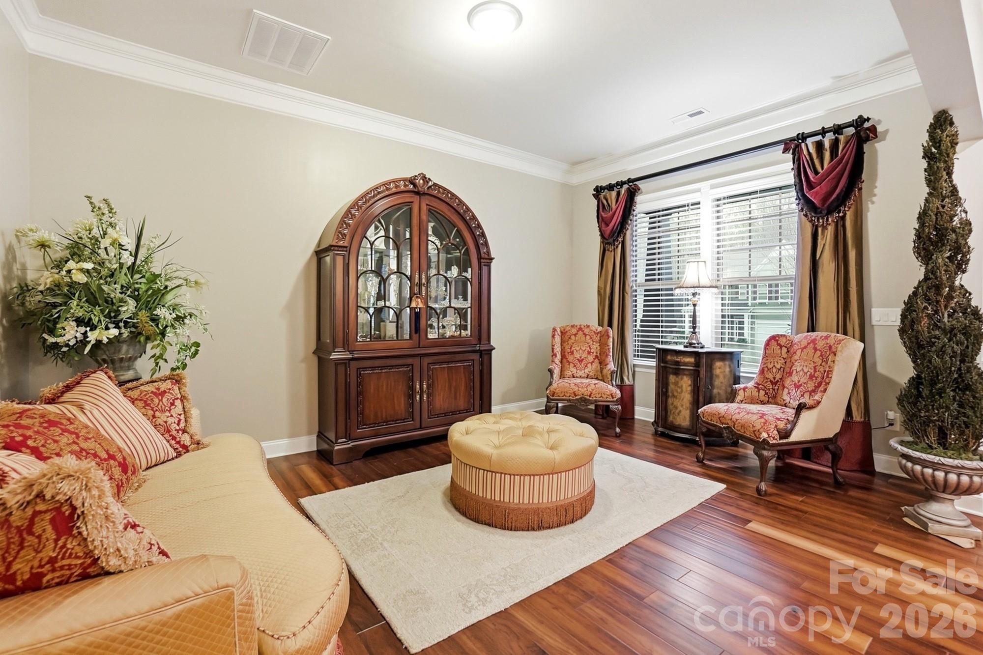 10018 Dressage Lane — Midland
