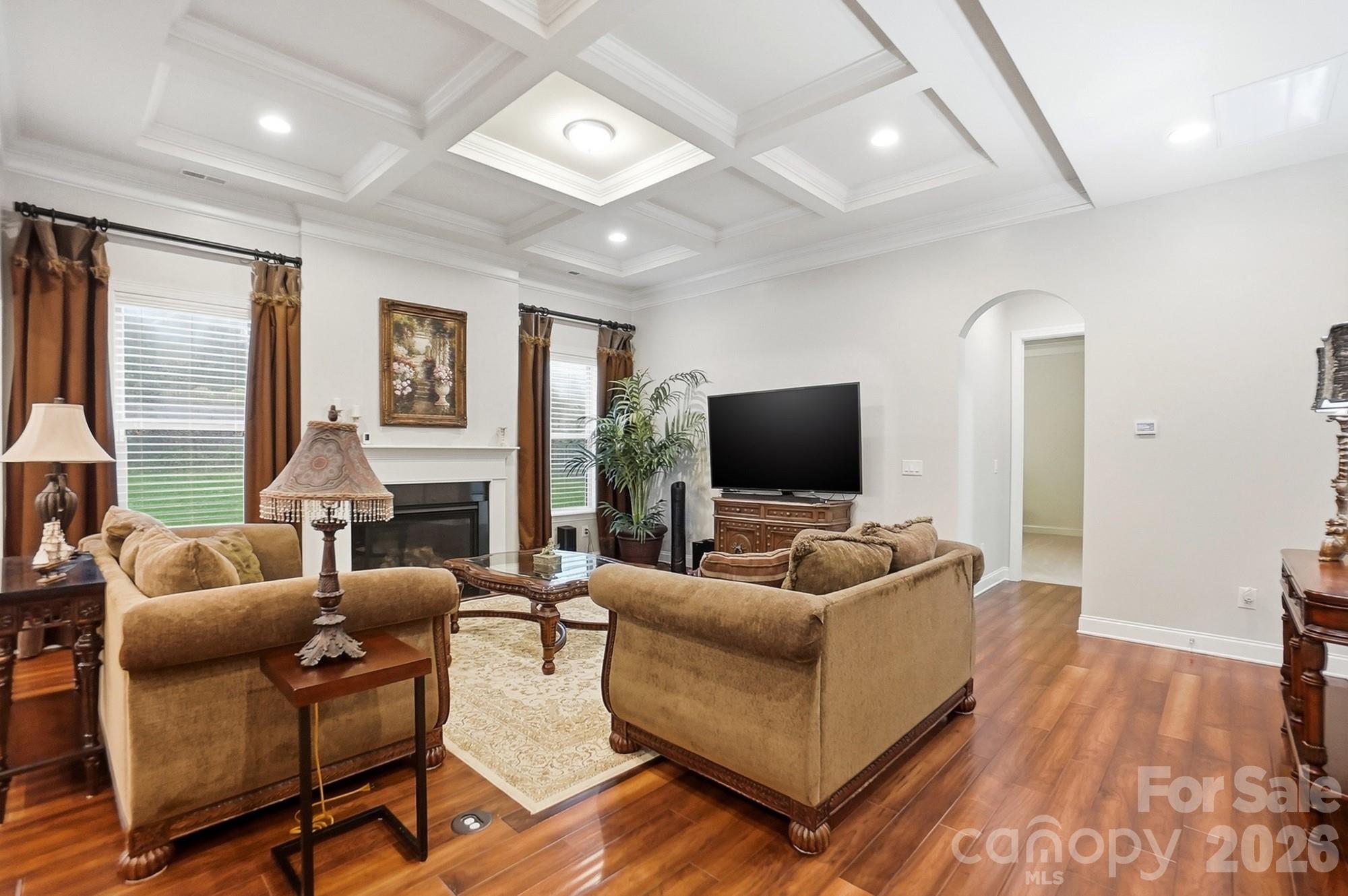 10018 Dressage Lane — Midland
