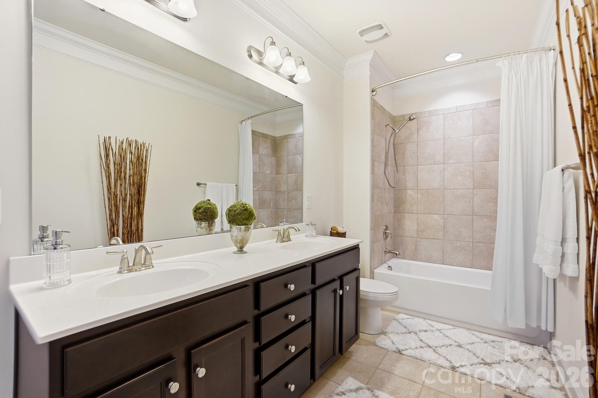10018 Dressage Lane — Midland
