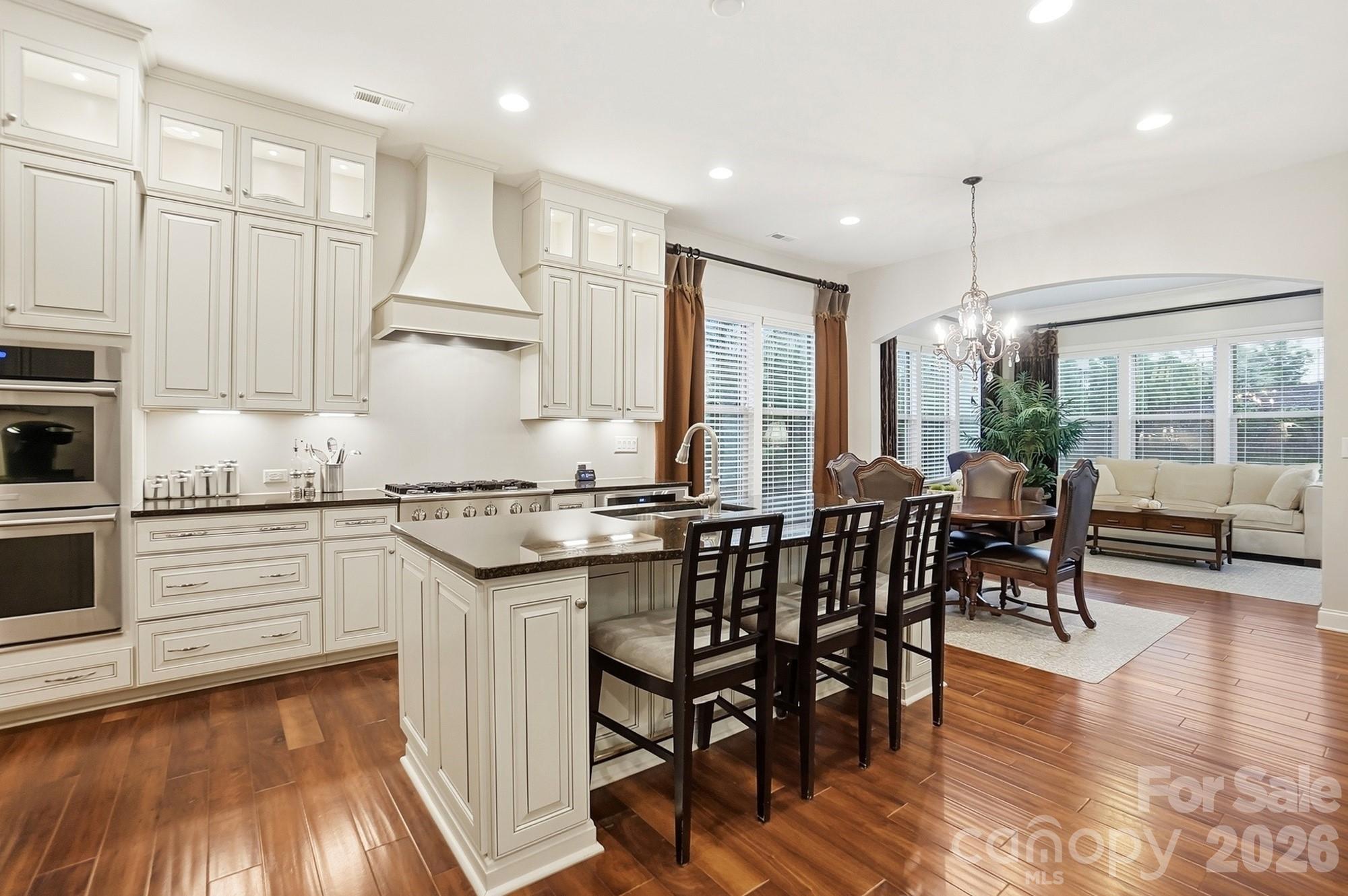 10018 Dressage Lane — Midland