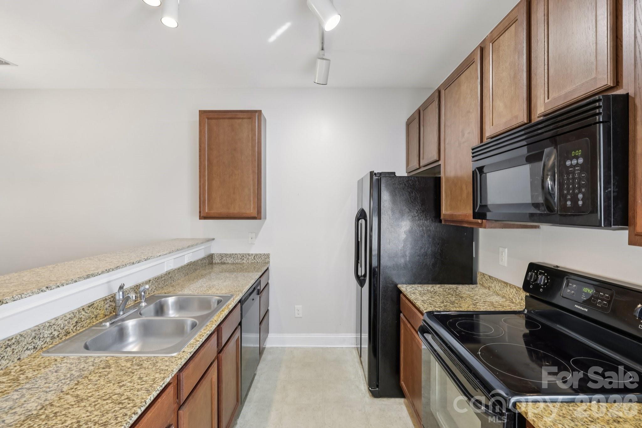 12720 Livengood Lane — Charlotte