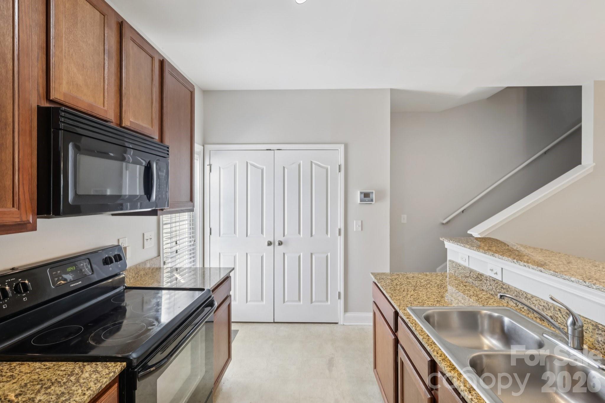 12720 Livengood Lane — Charlotte