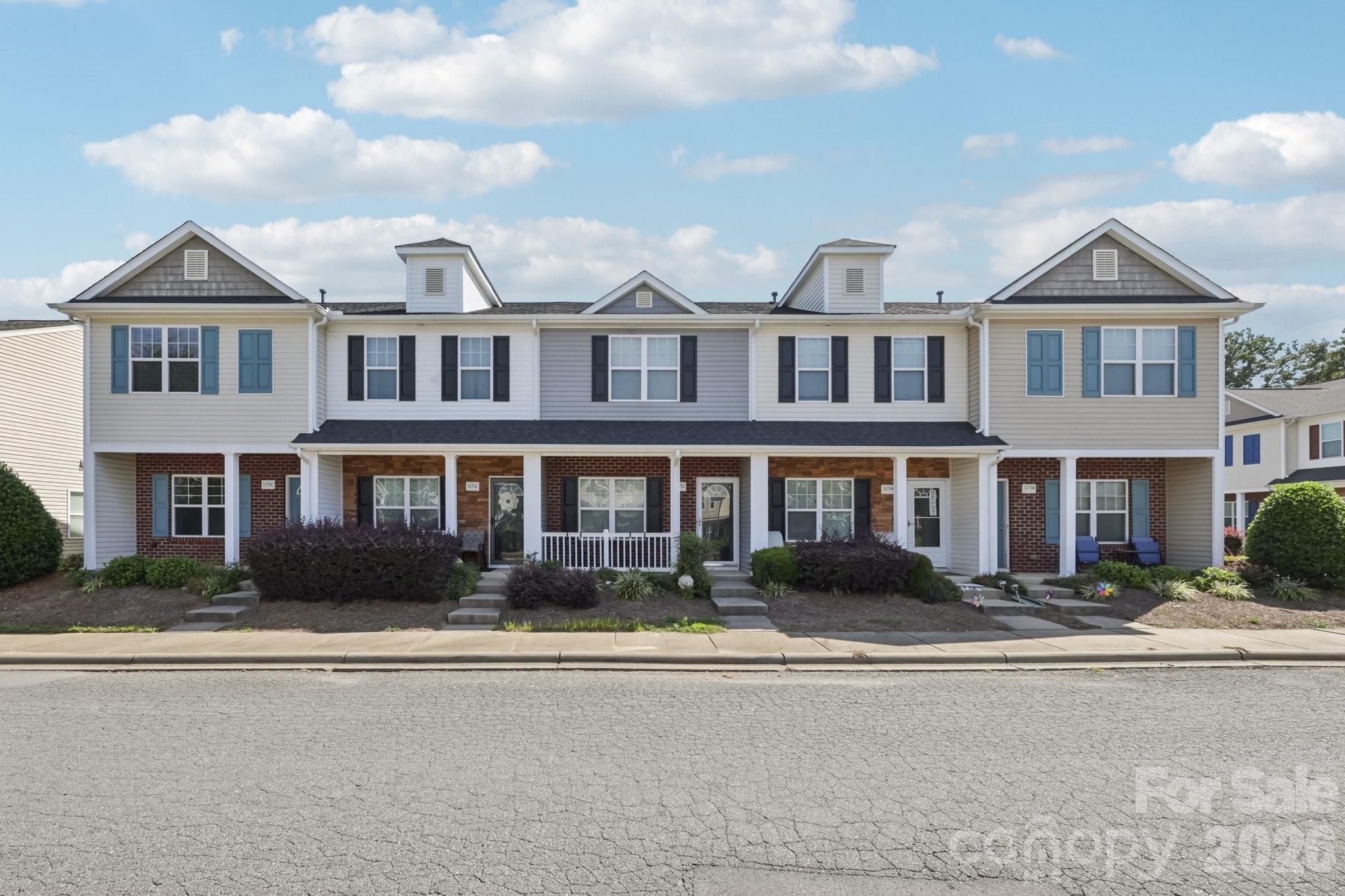 12720 Livengood Lane — Charlotte