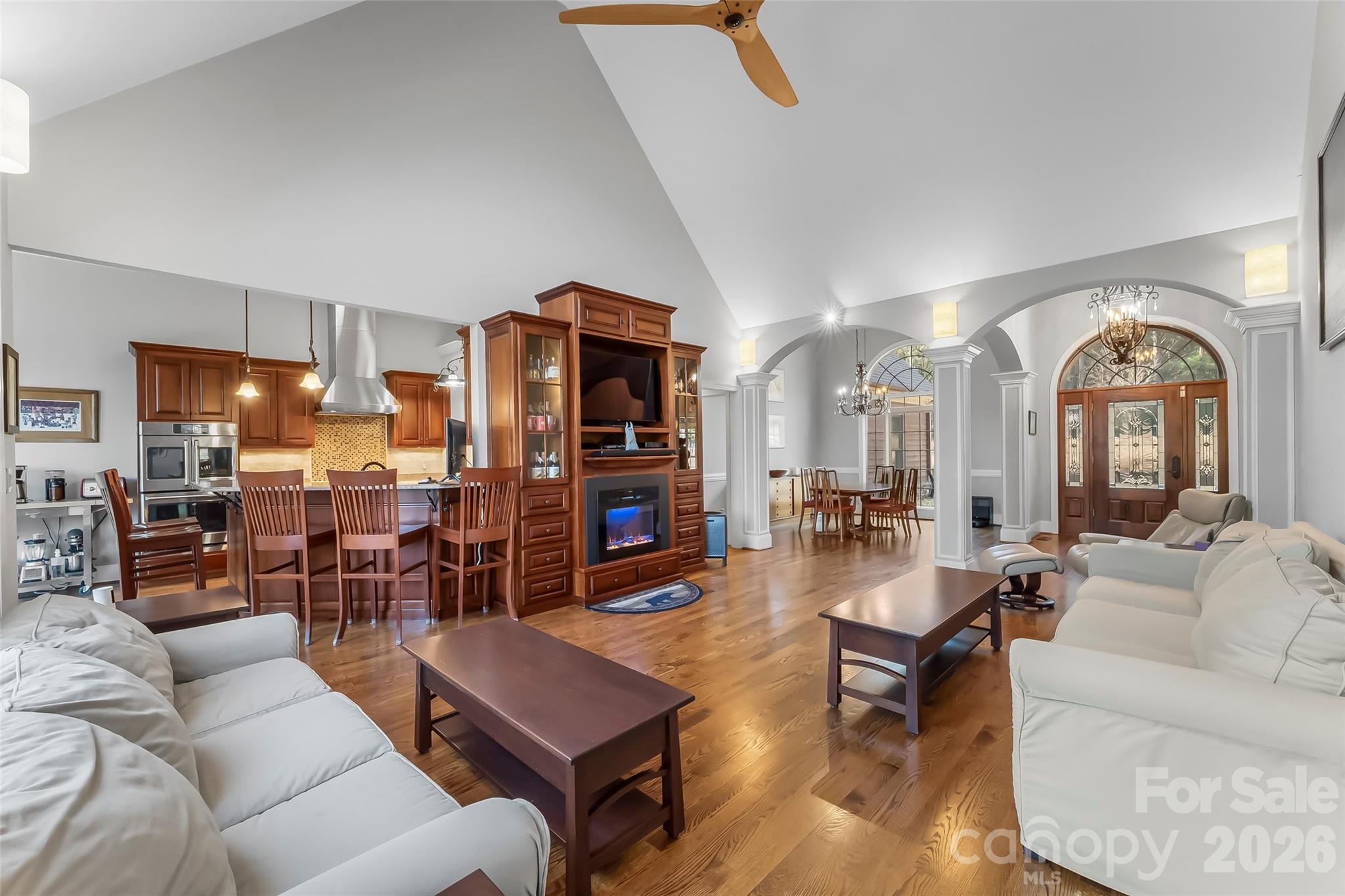 293 Bear Cliff Drive — Nebo