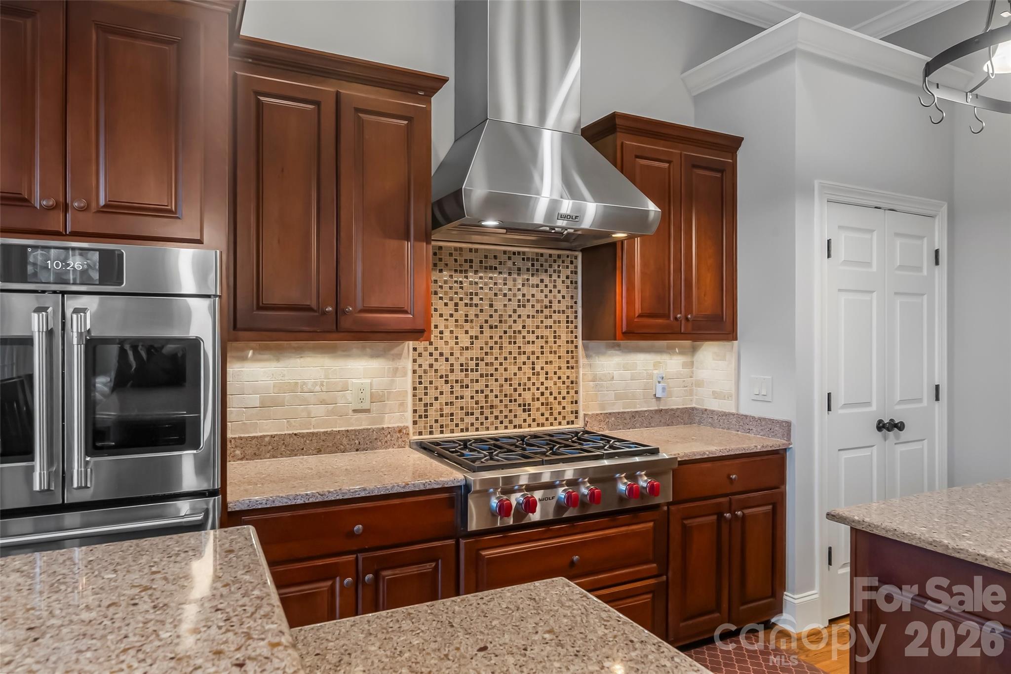 293 Bear Cliff Drive — Nebo
