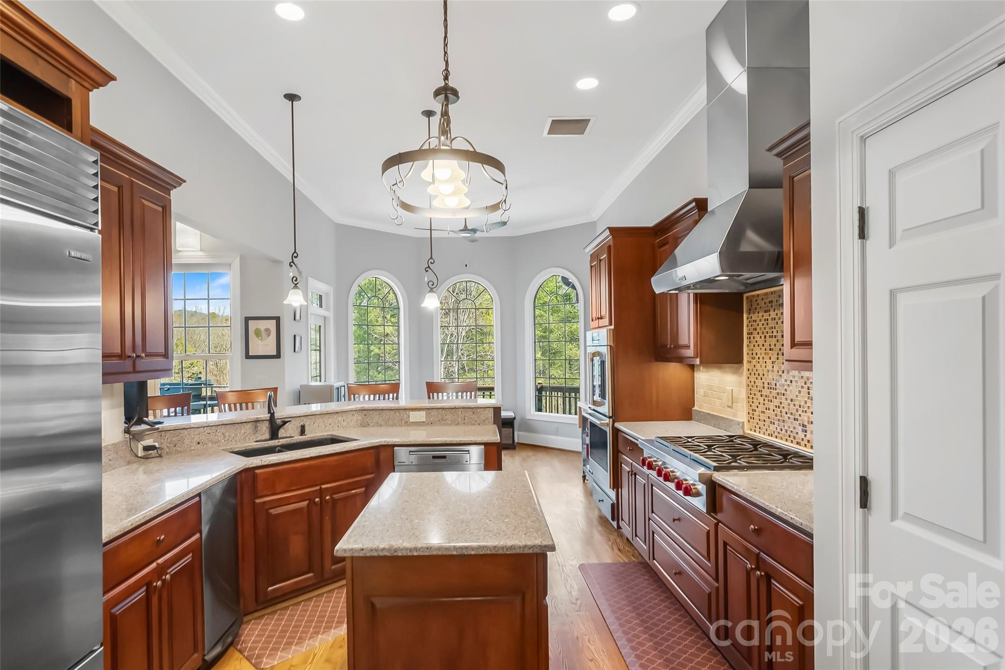 293 Bear Cliff Drive — Nebo