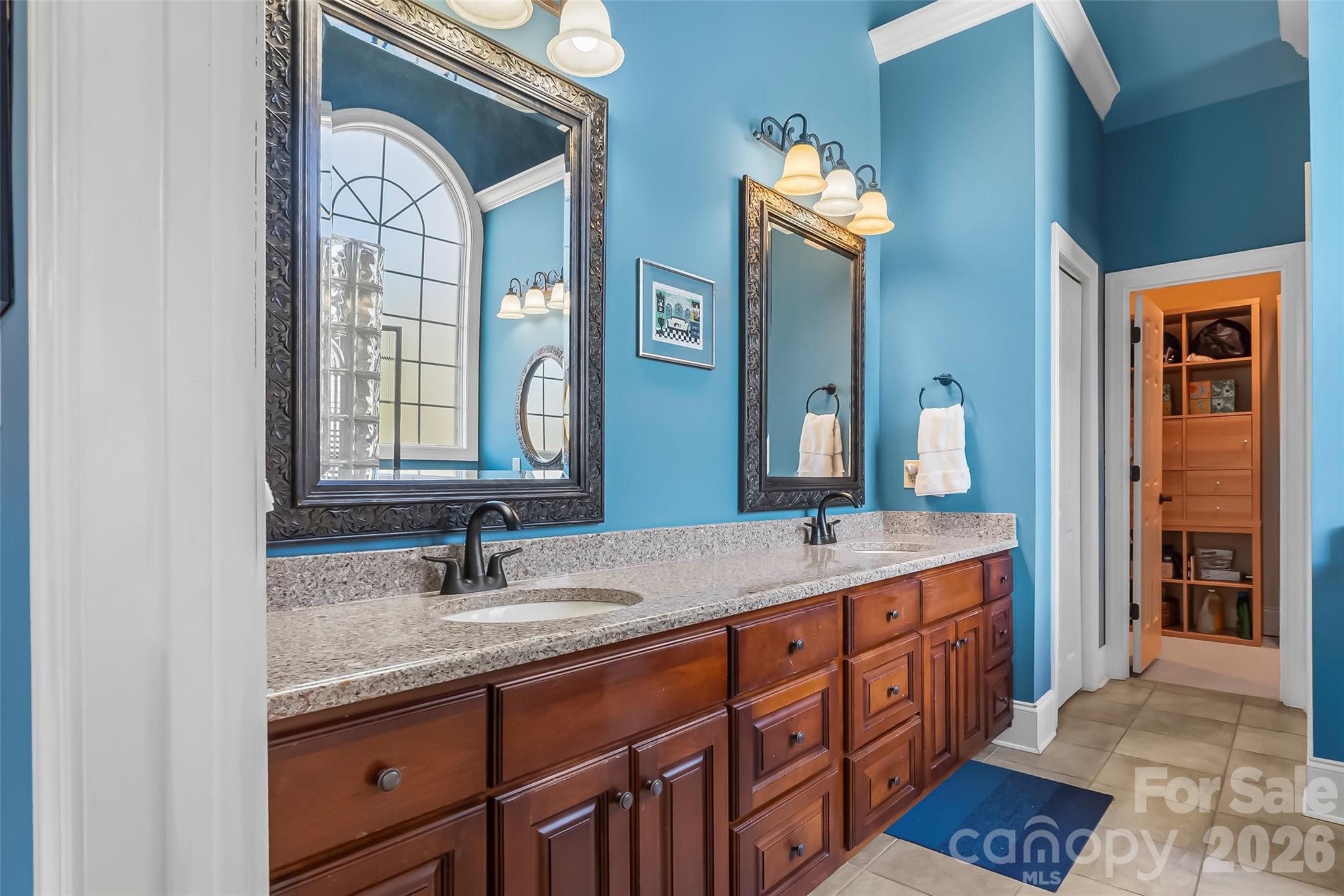 293 Bear Cliff Drive — Nebo