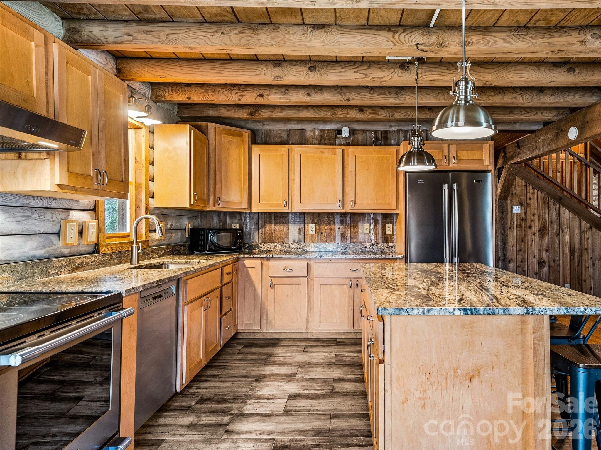 55 Valley Lane — Pisgah Forest