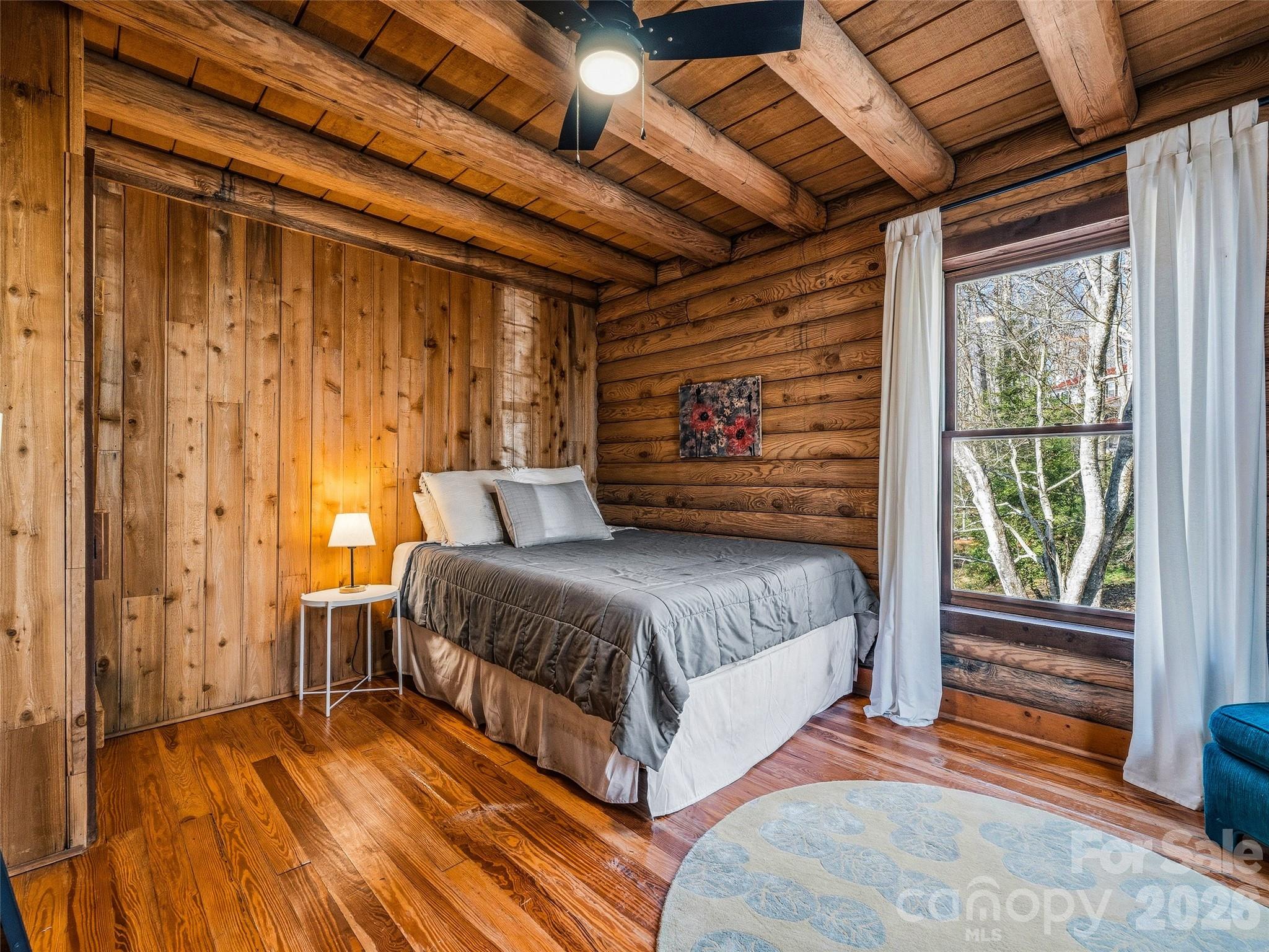 55 Valley Lane — Pisgah Forest
