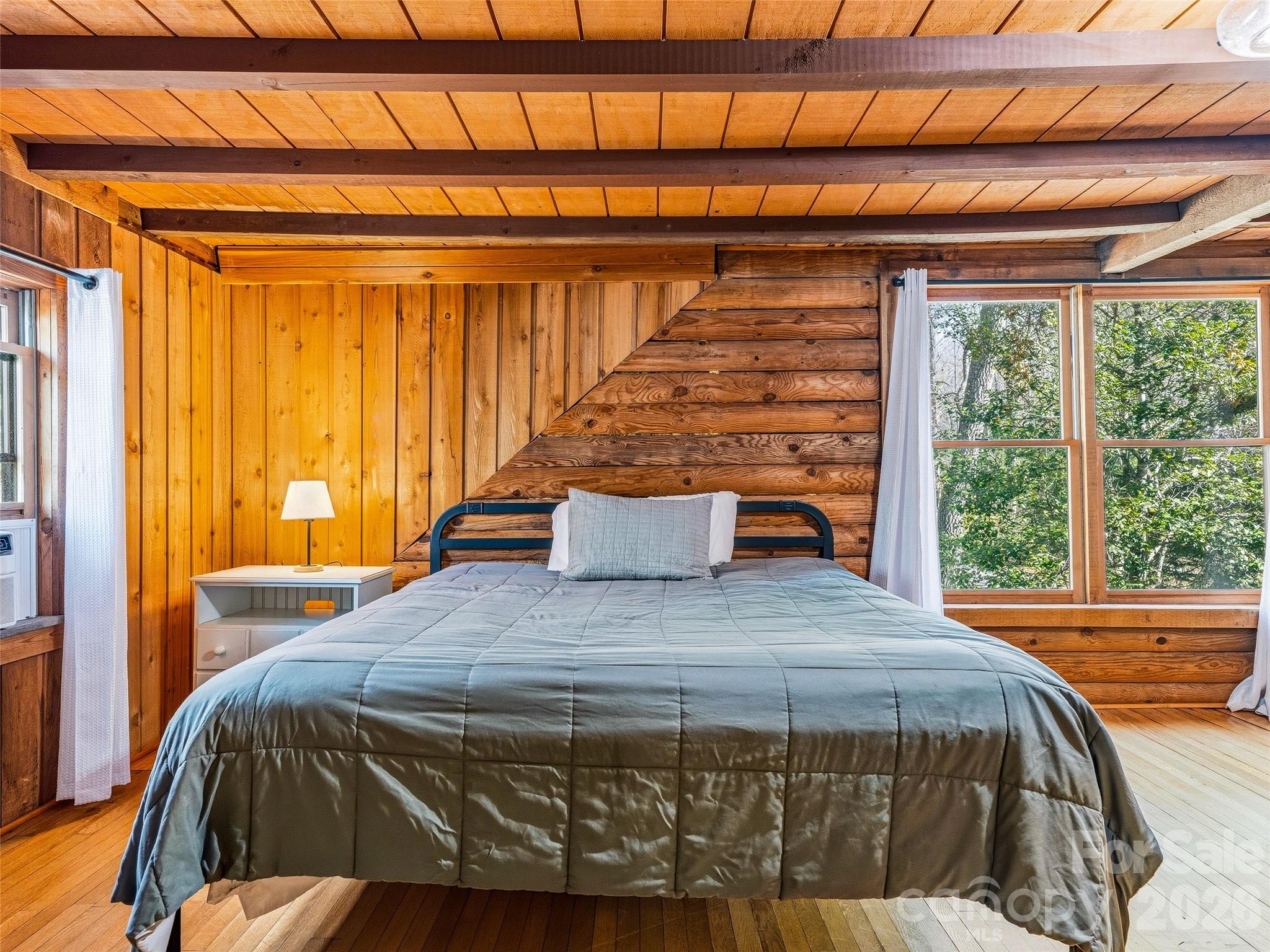 55 Valley Lane — Pisgah Forest