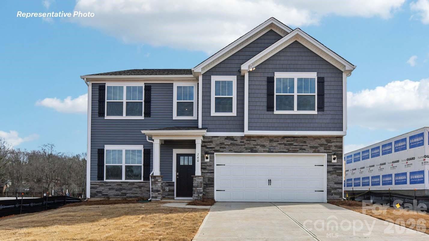 6523 Barcelona Way — Charlotte