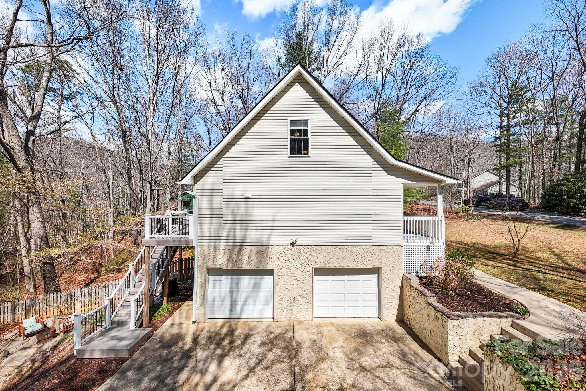 8 Fiver Lane — Asheville