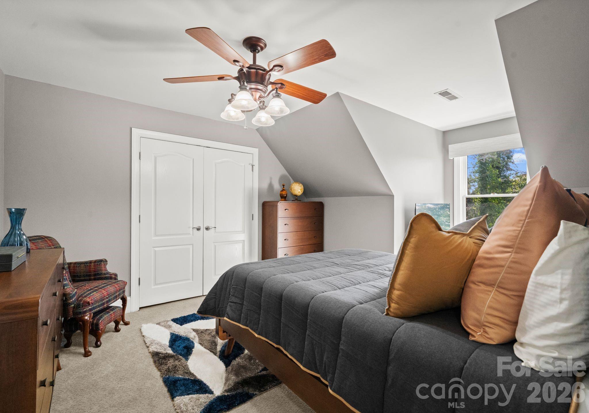 141 Sardis Lane — Charlotte
