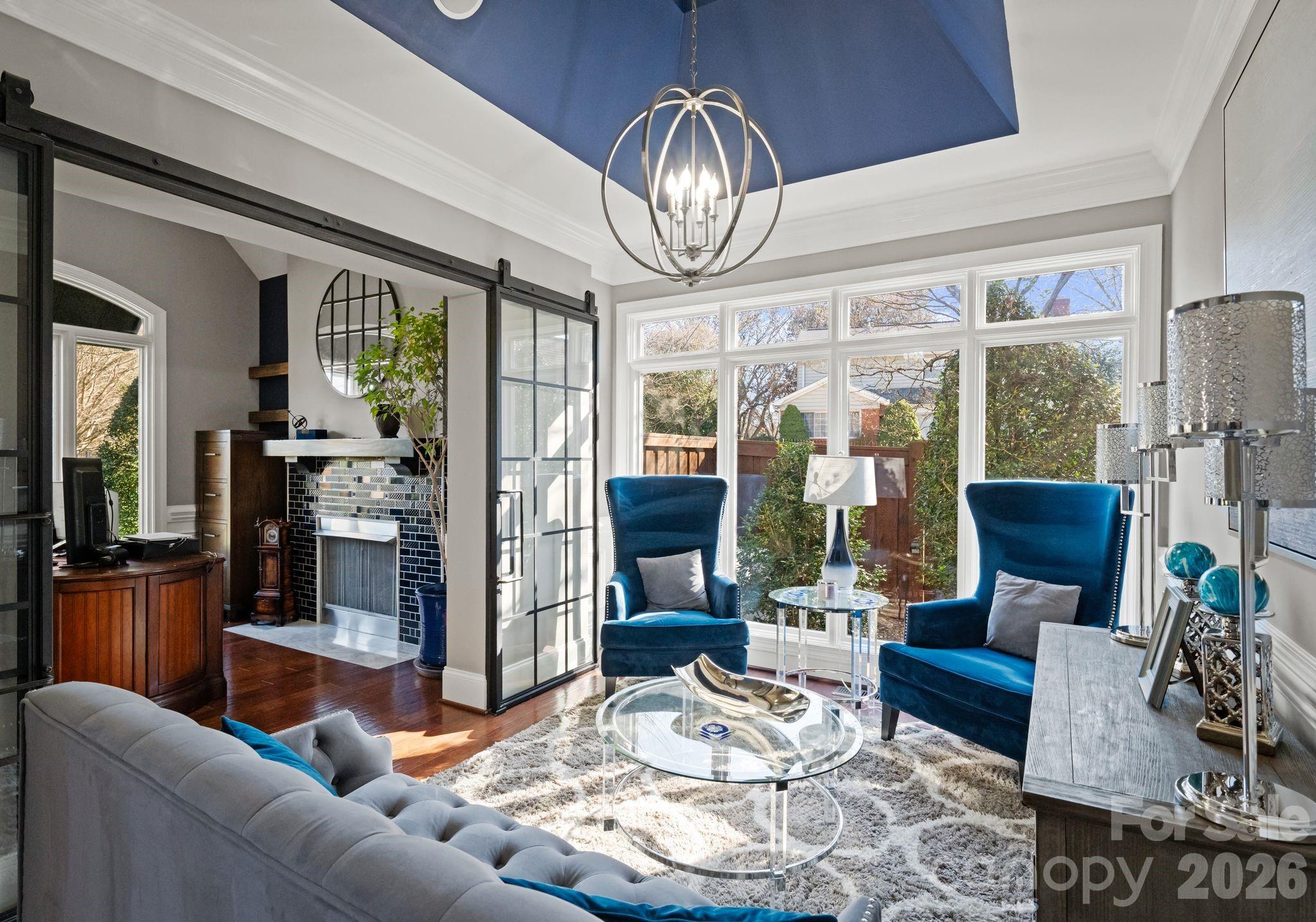 141 Sardis Lane — Charlotte