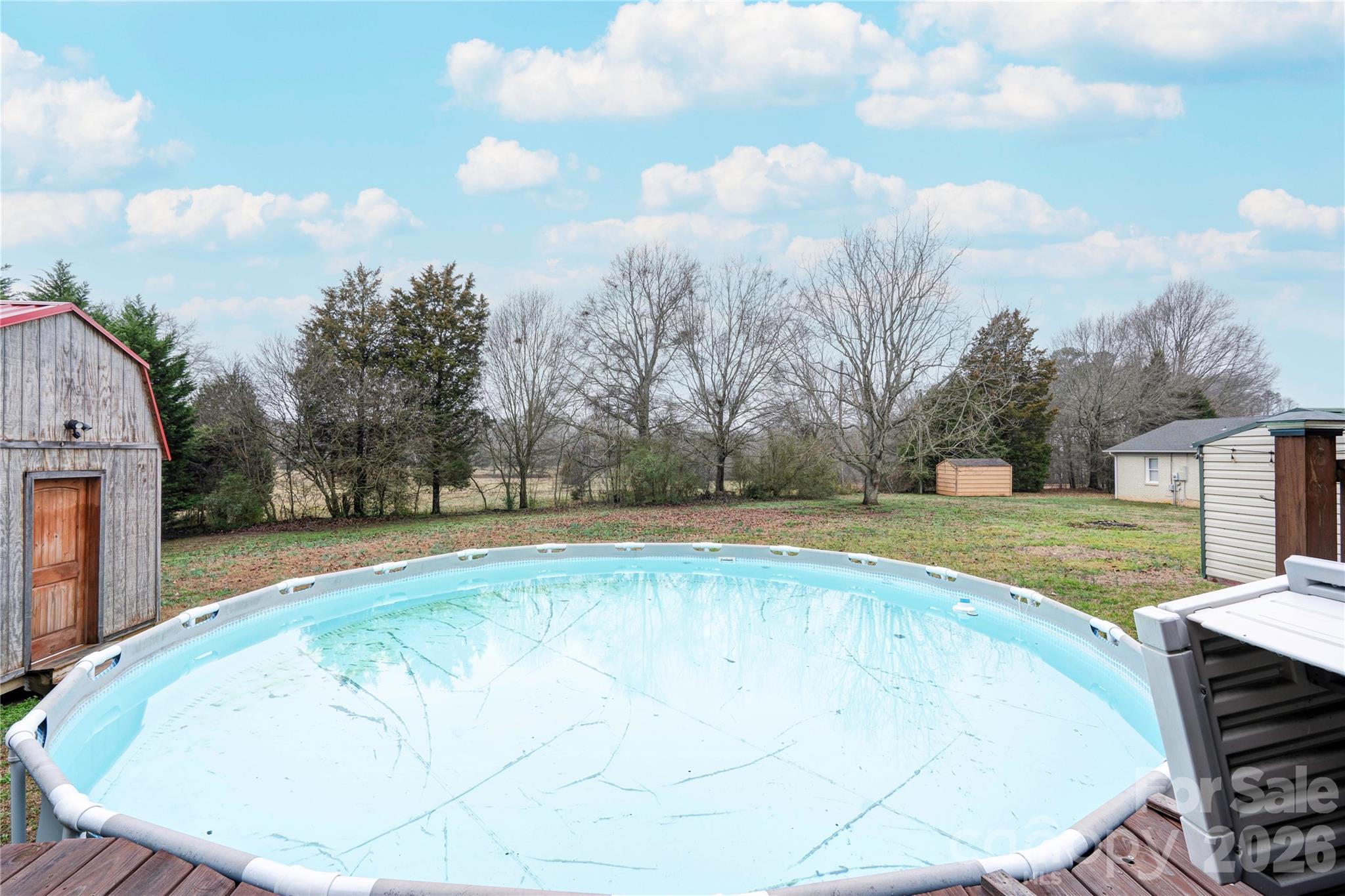 111 Hicks Road — Grover