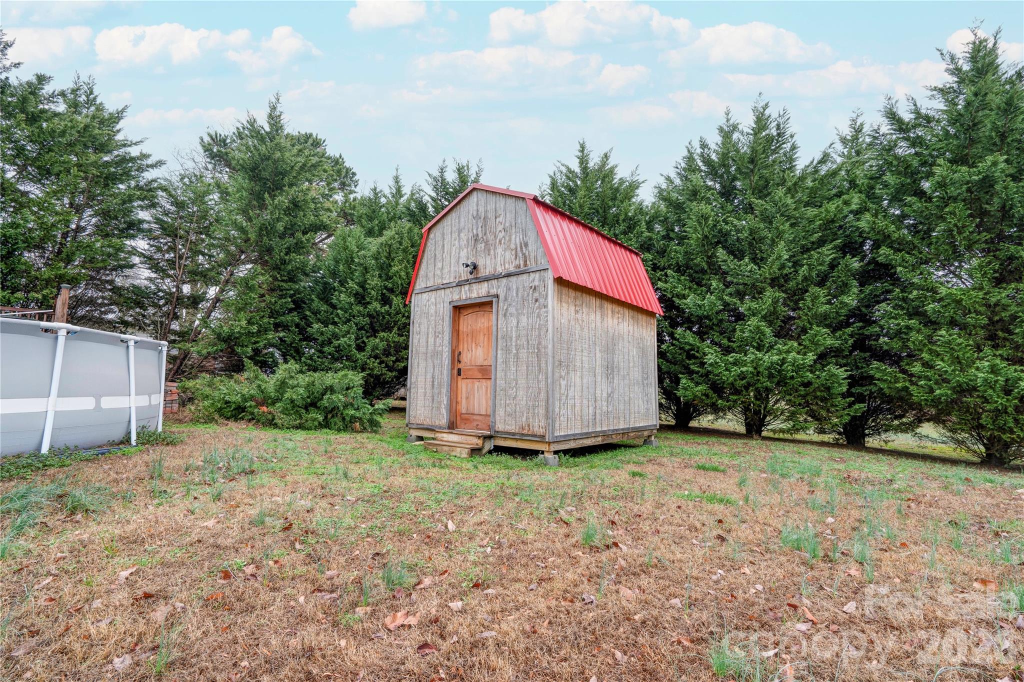 111 Hicks Road — Grover