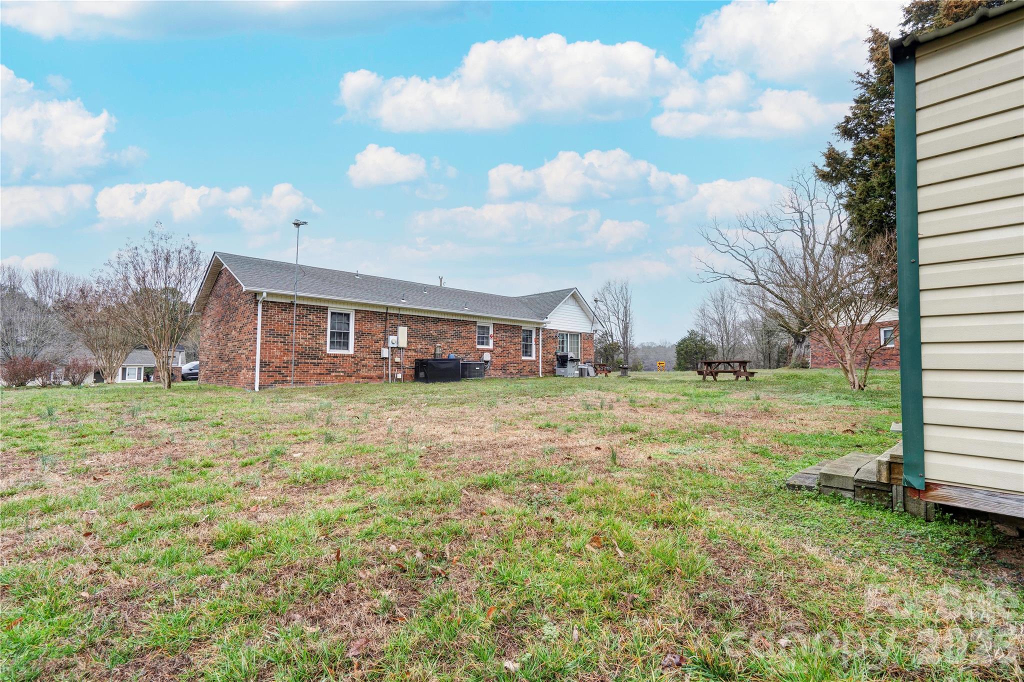 111 Hicks Road — Grover