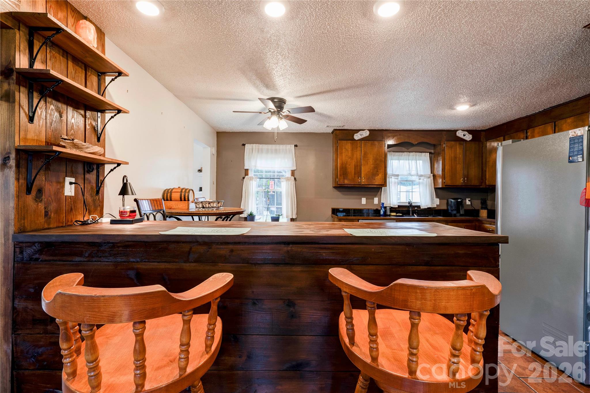 111 Hicks Road — Grover
